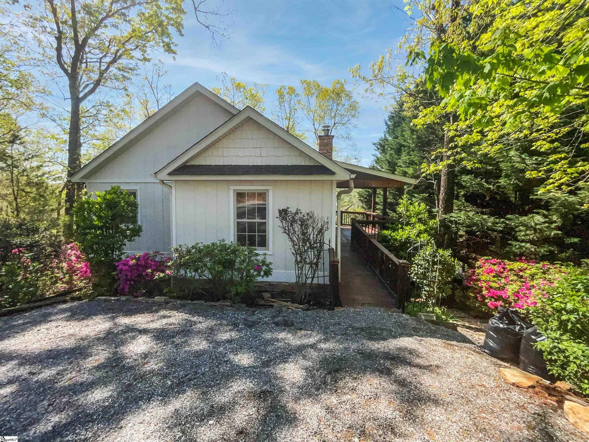 183 Caledonia Road