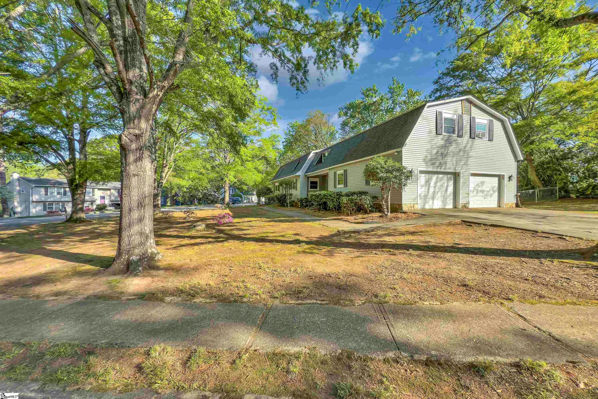 Property image 2 at 24 Dahlglen Avenue, Greenville, SC 29607