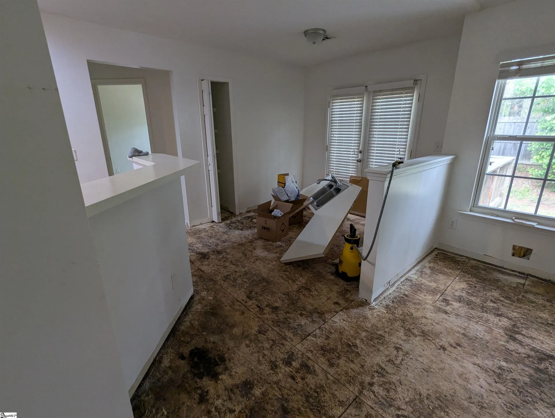 Property image 4 at 6 Westshire Drive, Simpsonville, SC 29681