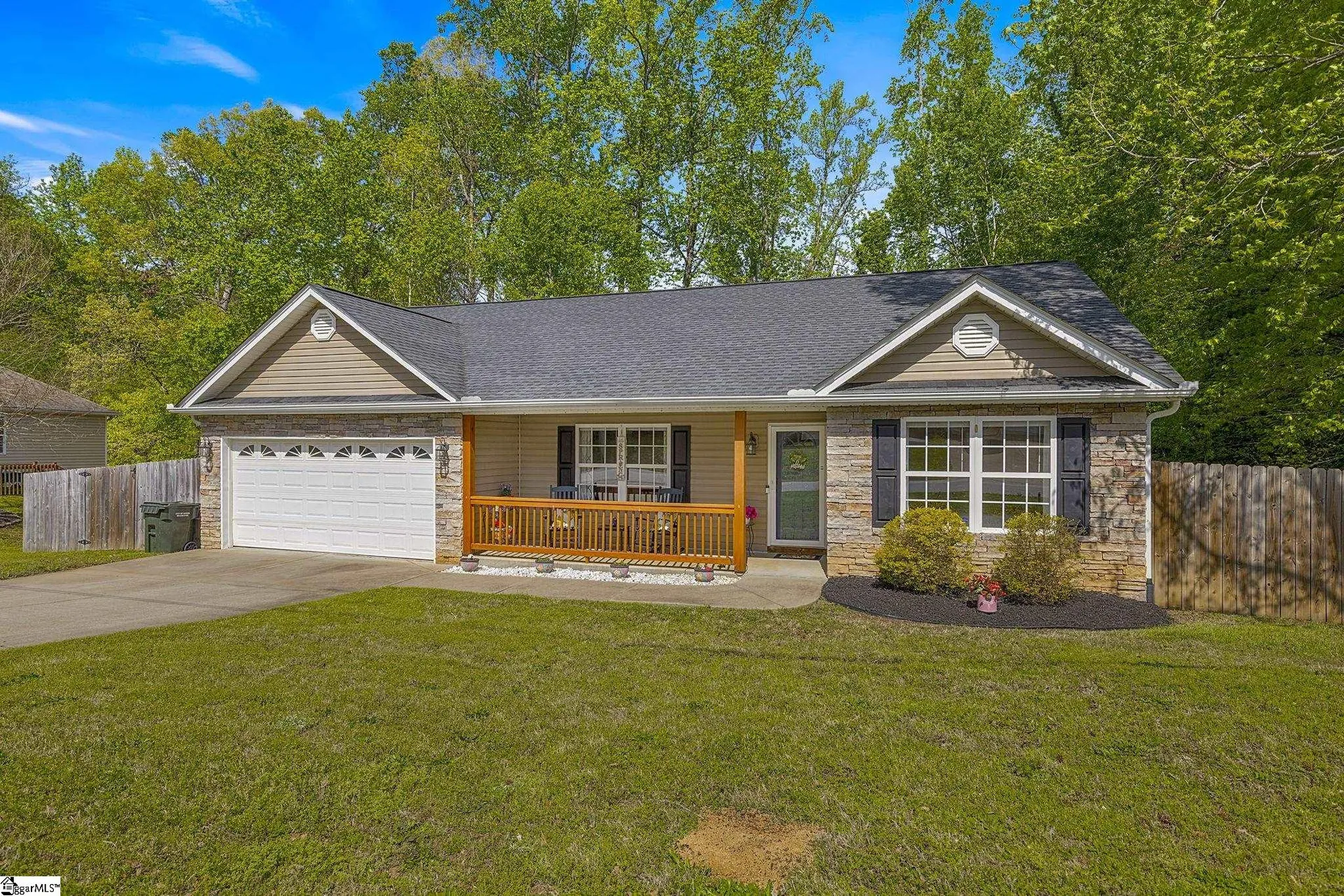 Pleasant Grove, Greer Community