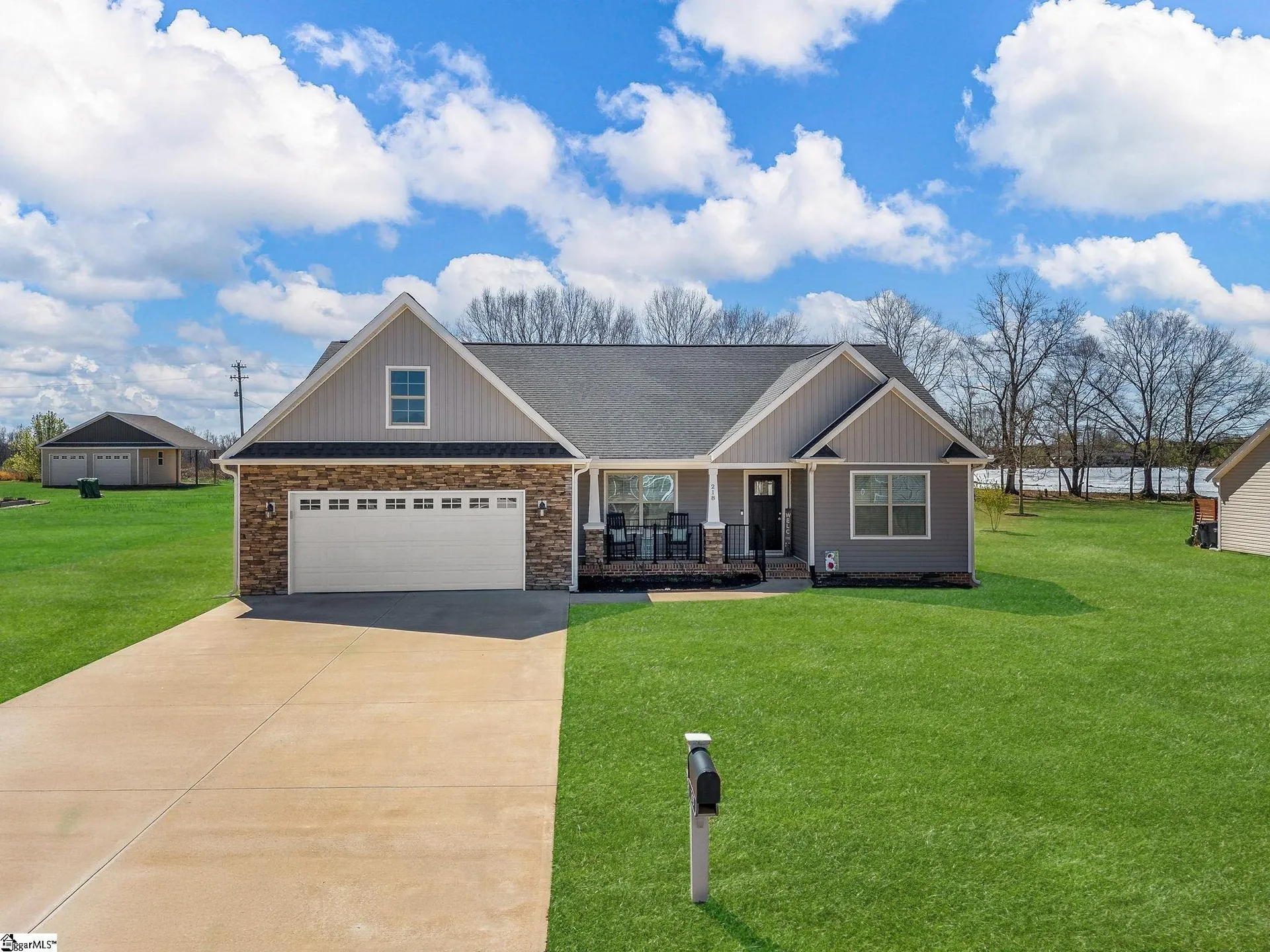 Property image 2 at 218 Little Man Drive, Boiling Springs, SC 29316