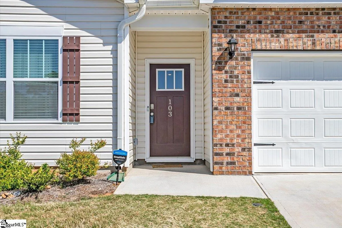 Property image 2 at 103 Slateford Circle, Piedmont, SC 29673