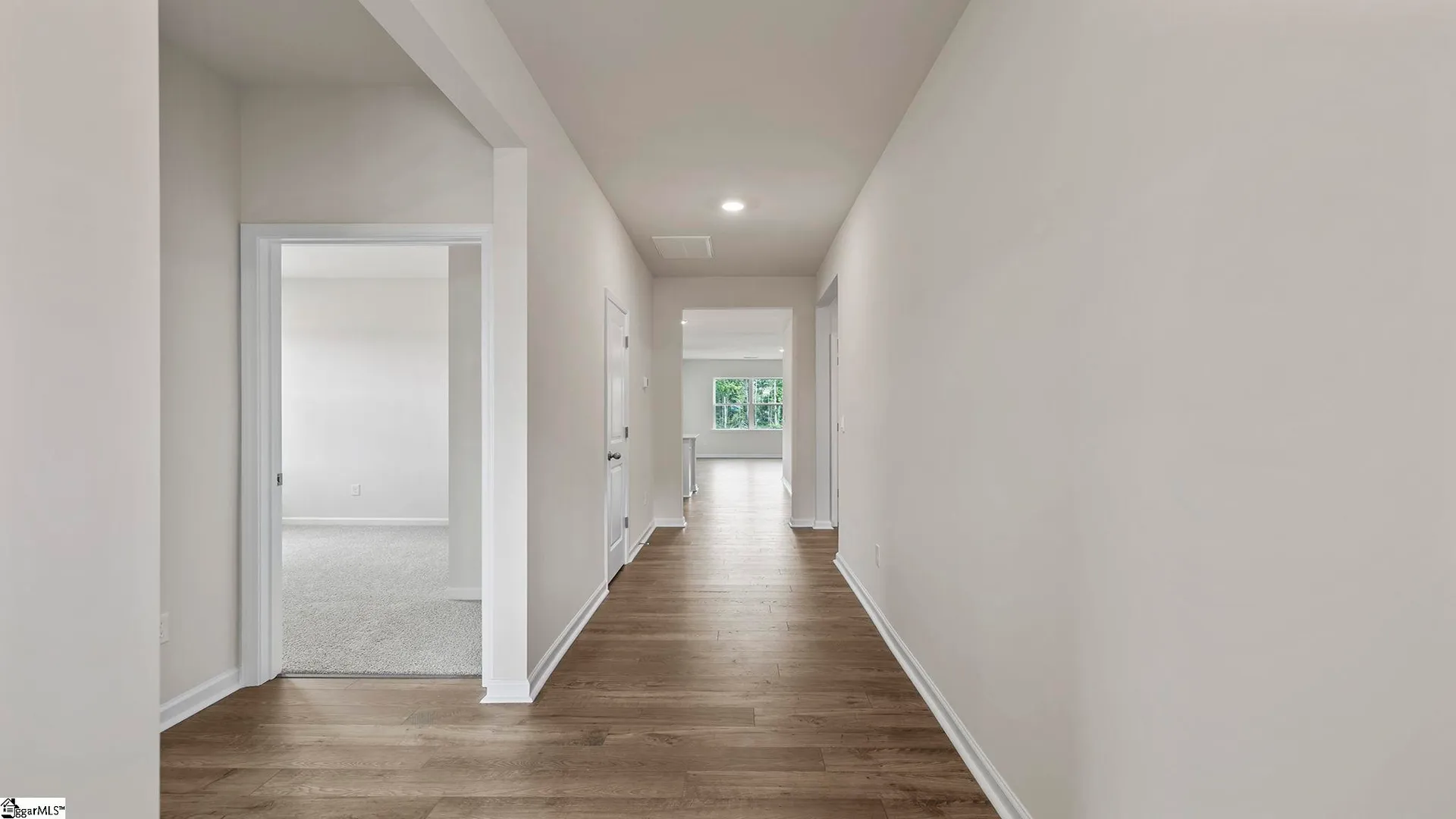 Property image 3 at 112 Depot Circle, Greenwood, SC 29646