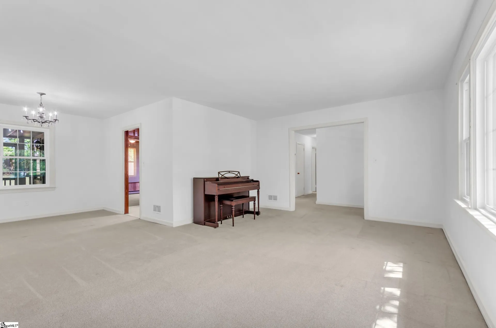Property image 4 at 10 Wildwood Road, Greenville, SC 29615