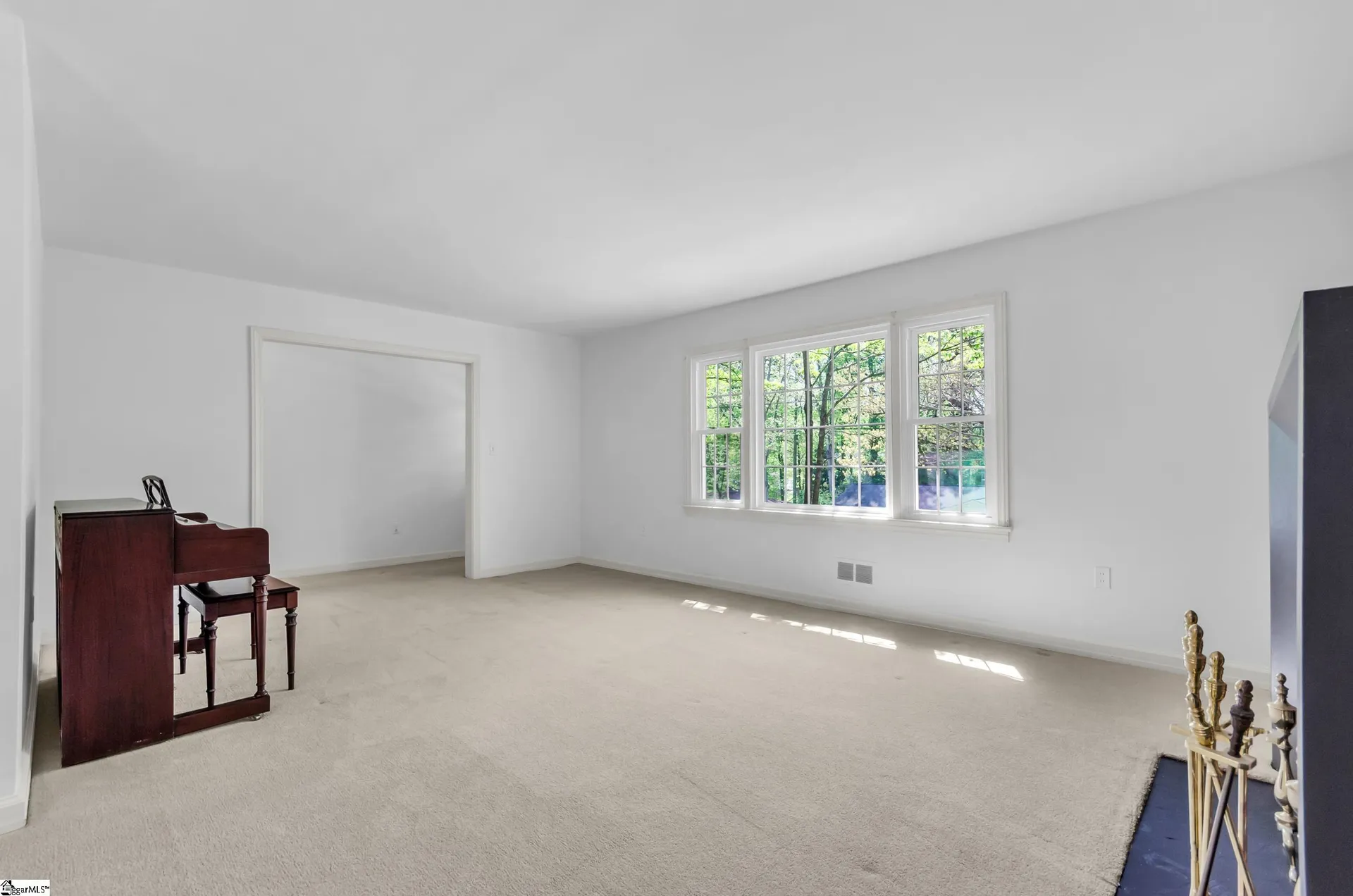 Property image 5 at 10 Wildwood Road, Greenville, SC 29615