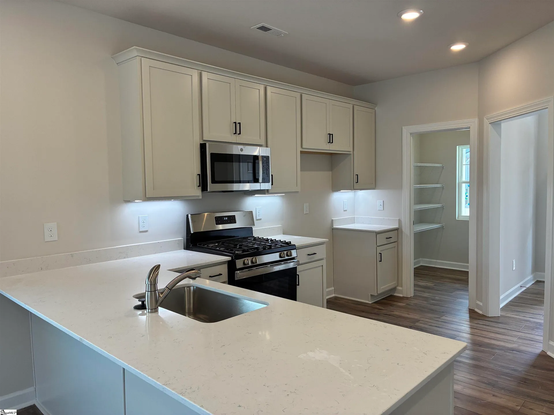 Property image 3 at 214 Crimson Tree Court, Greenville, SC 29607