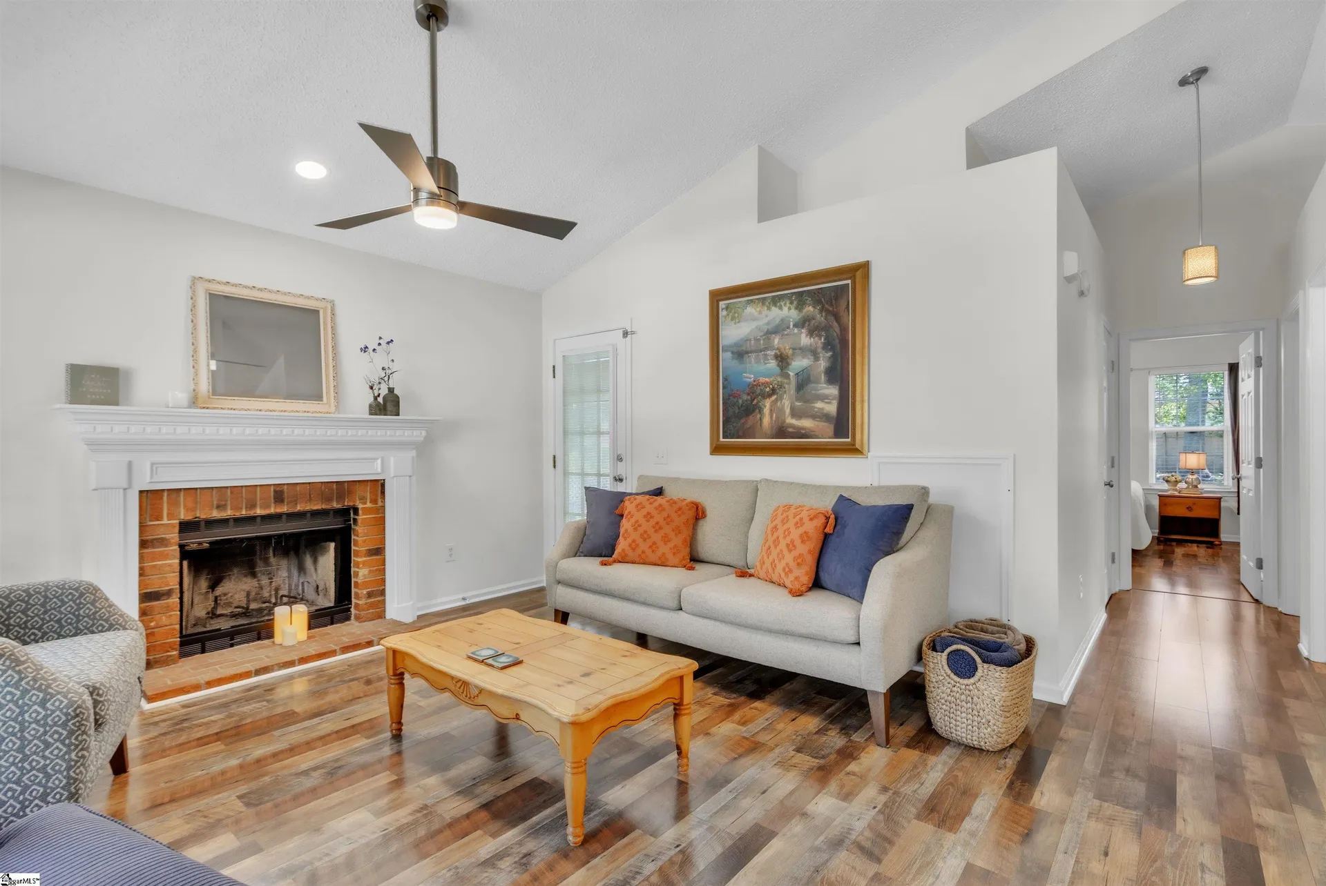 Property image 3 at 236 Oak Valley Drive, Simpsonville, SC 29681