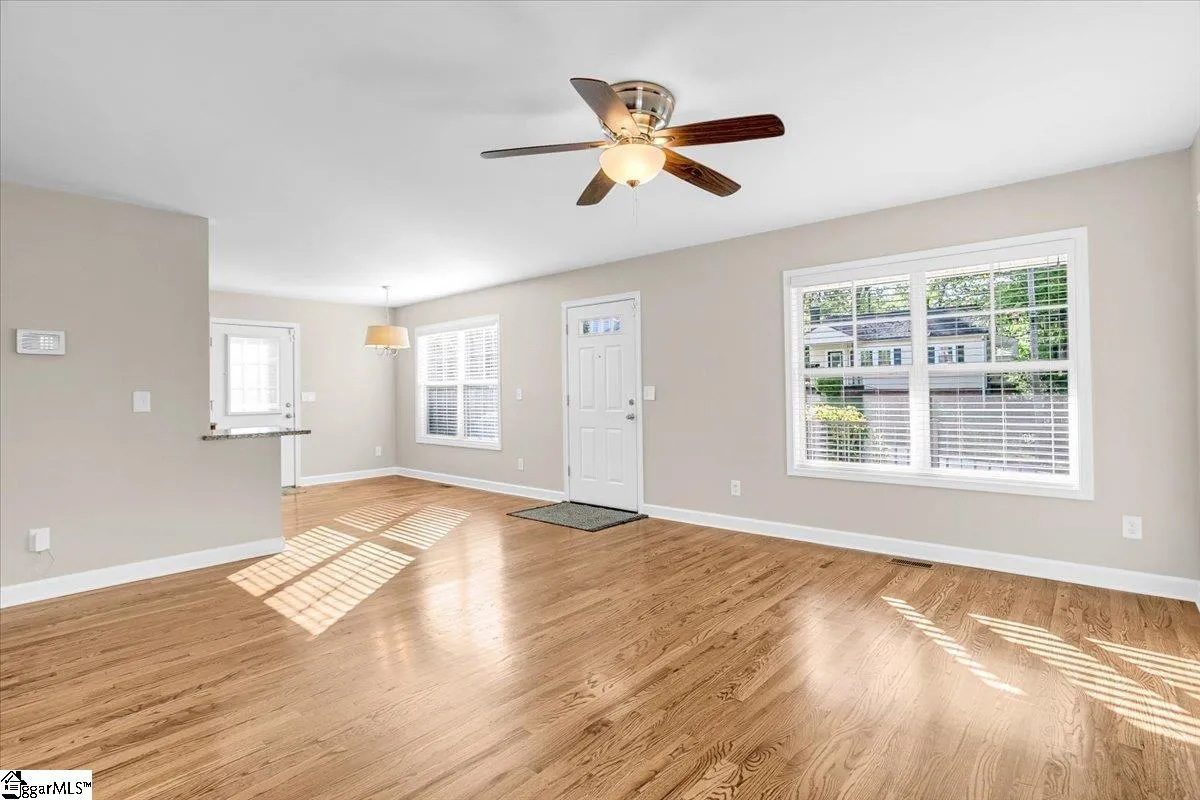 Property image 4 at 318 Briarcliff Drive, Greenville, SC 29607