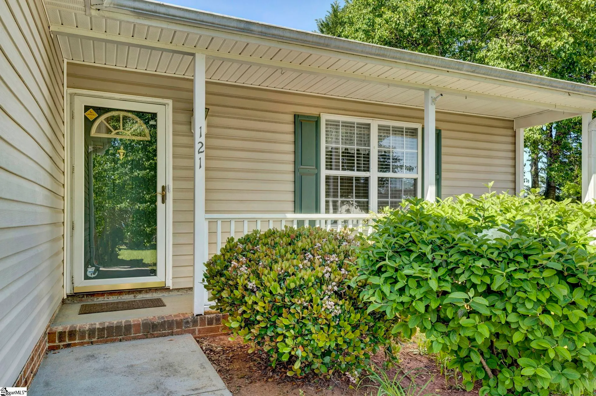 Property image 5 at 121 Meadow Hill Way, Taylors, SC 29687-5348