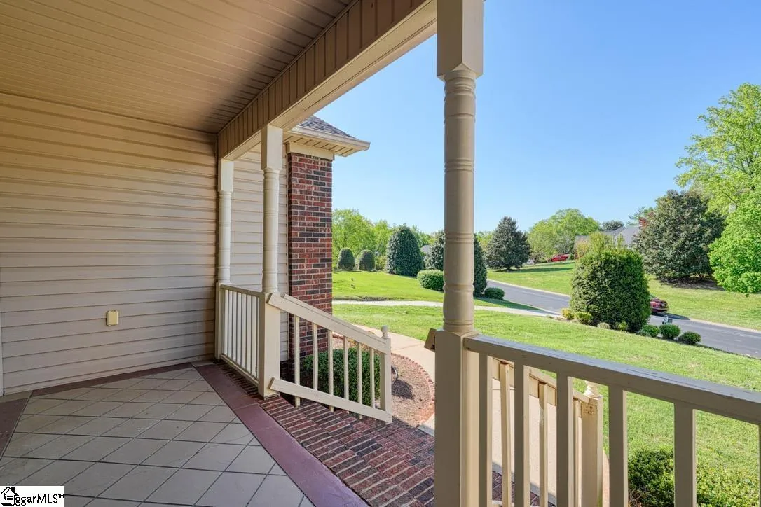 Property image 2 at 125 N River Hills Drive, Spartanburg, SC 29303