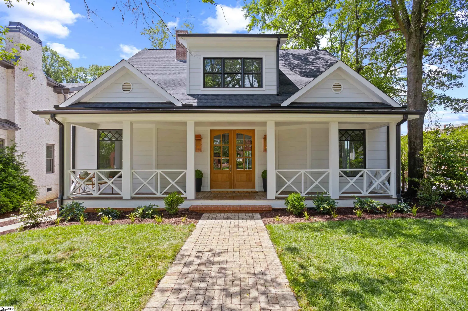 Property image 2 at 215 W Earle Street, Greenville, SC 29609