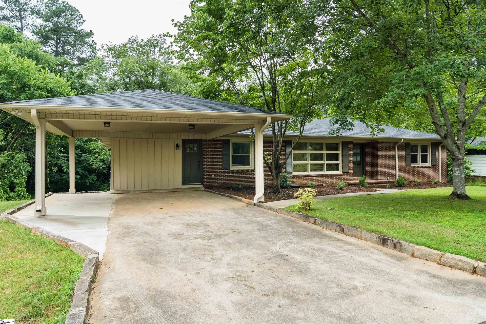 Property image 5 at 107 Kent Place, Spartanburg, SC 29307