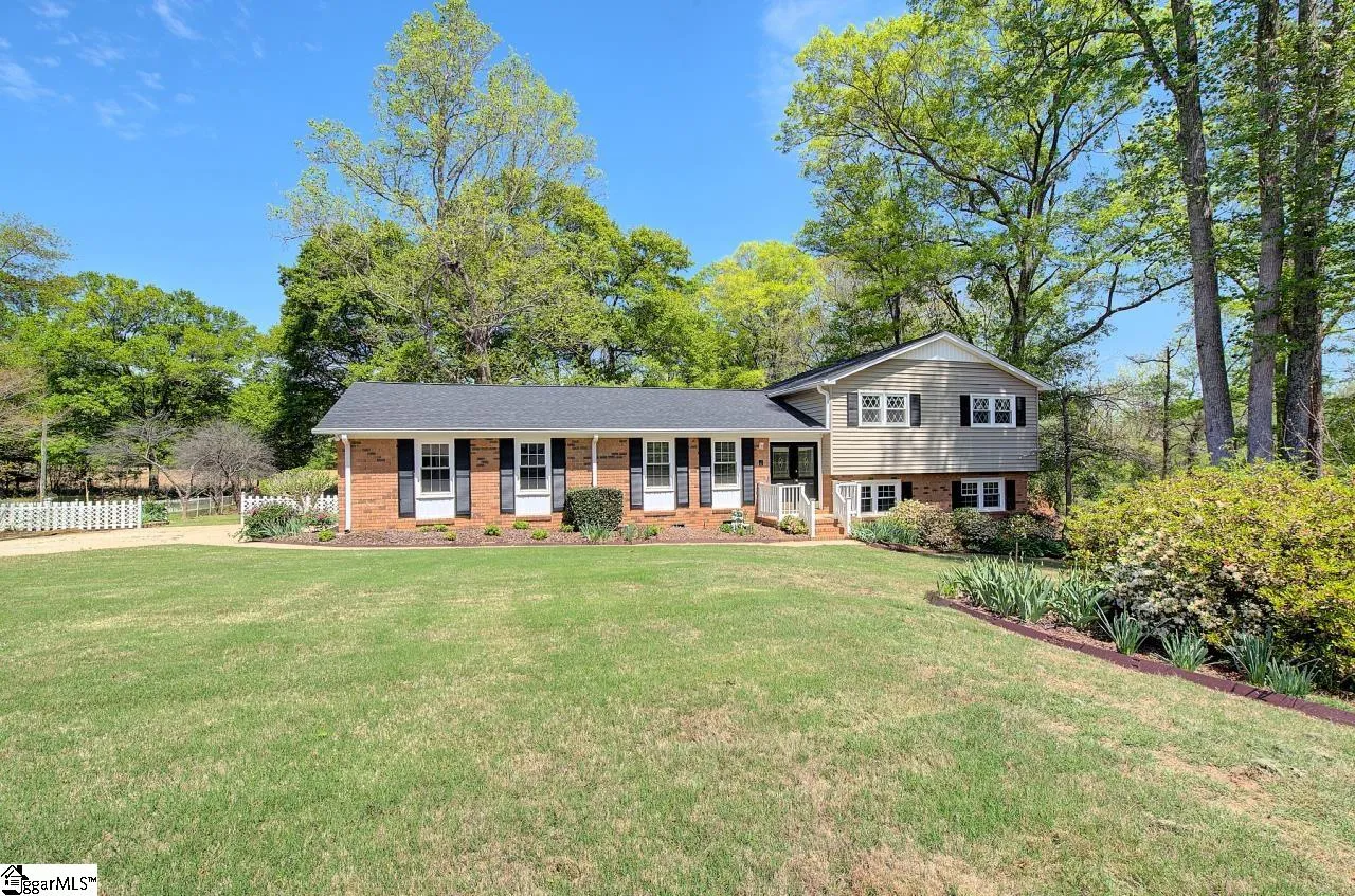 Property image 2 at 209 Victoria Way, Piedmont, SC 29673