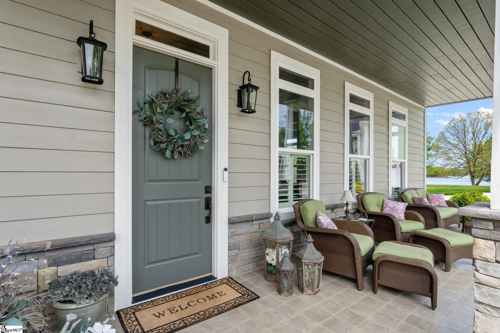 Property image 2 at 25 Waterside Lane, Taylors, SC 29687