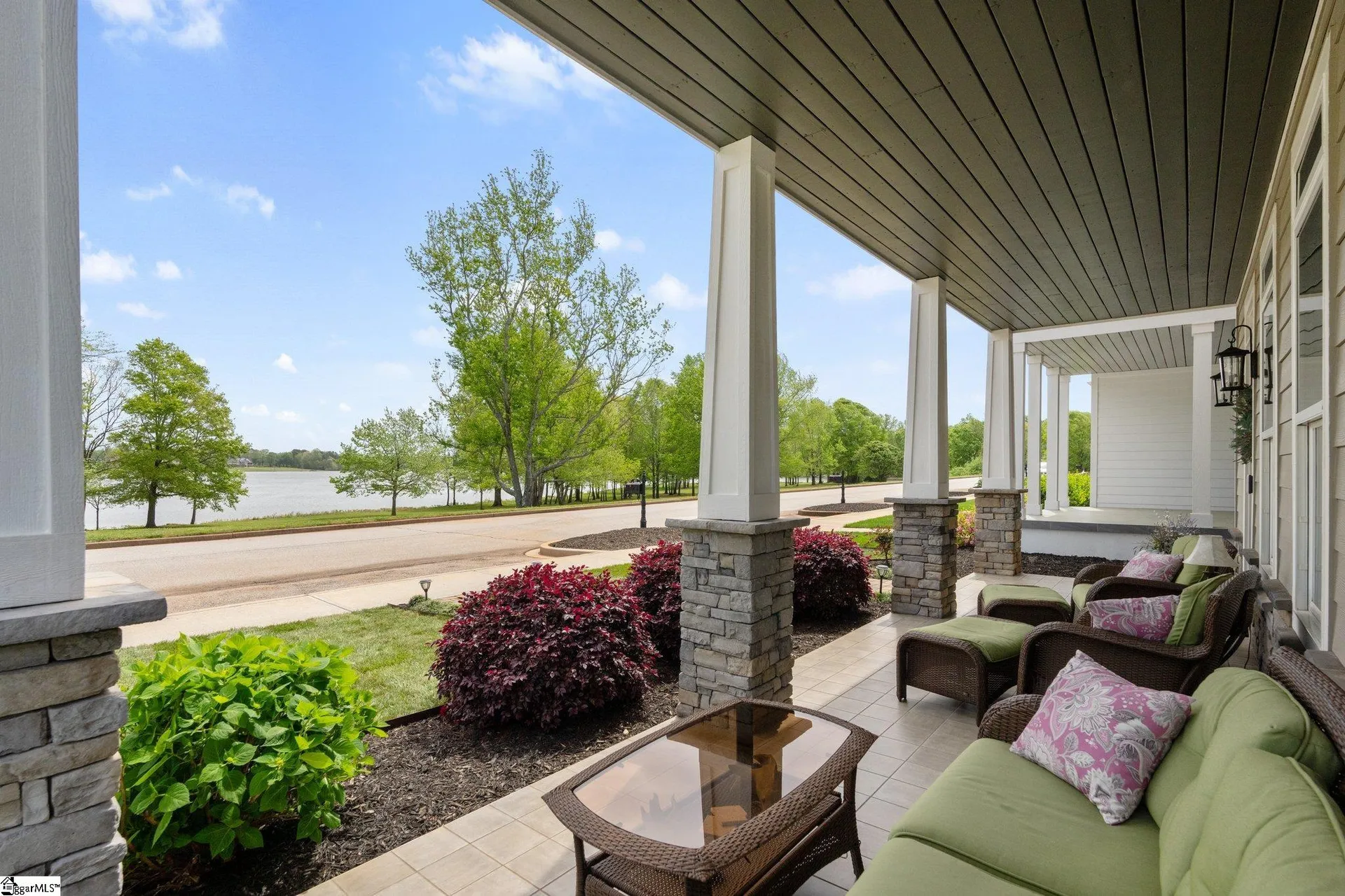 Property image 3 at 25 Waterside Lane, Taylors, SC 29687