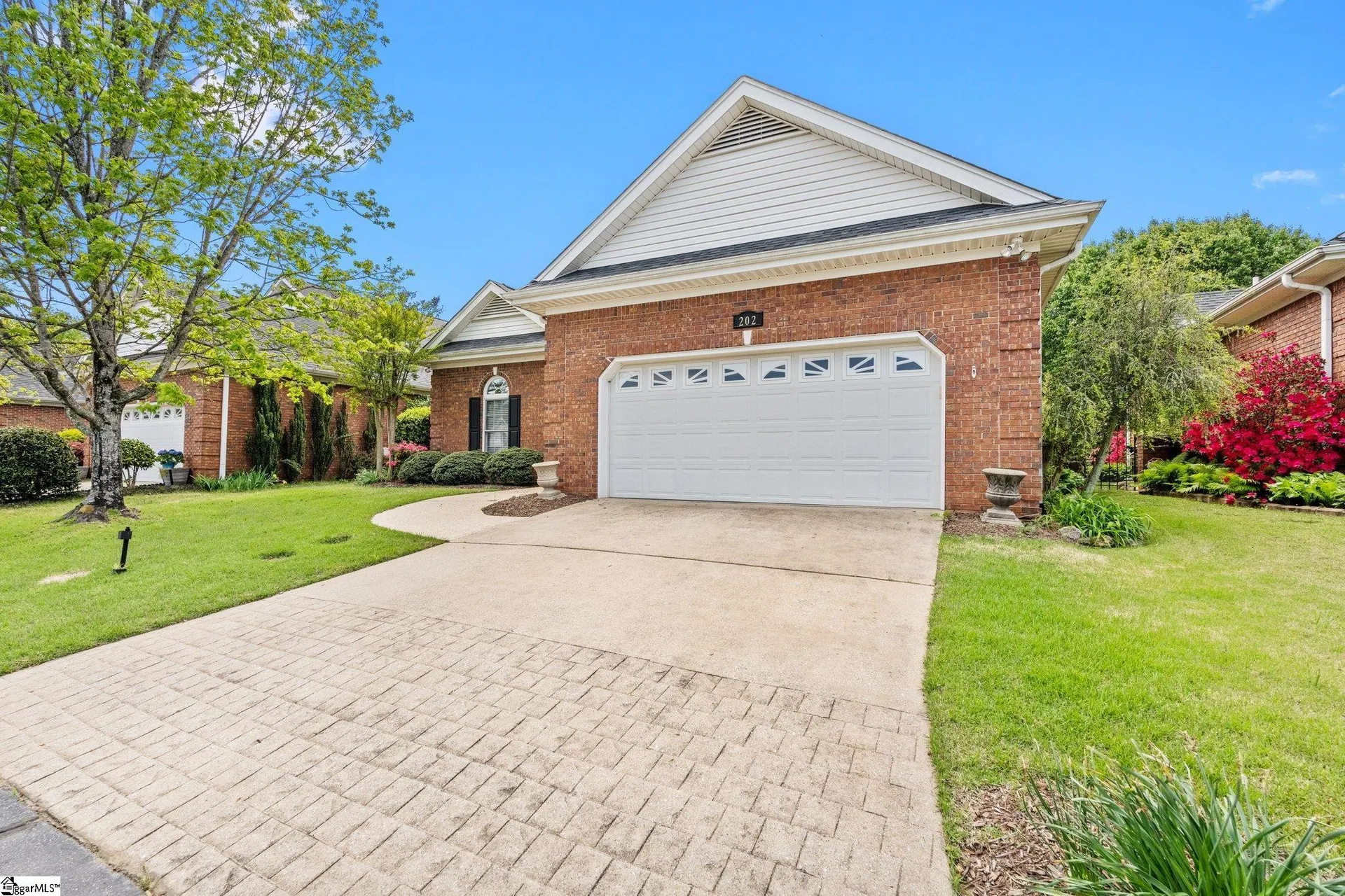 Property image 2 at 202 Greenview Circle, Greenville, SC 29609