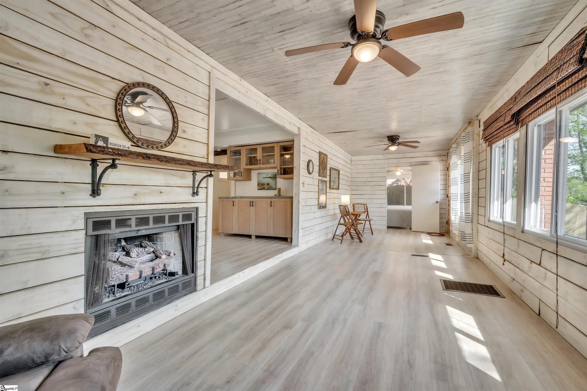 Property image 3 at 1506 W Lakeshore Drive, Landrum, SC 29356