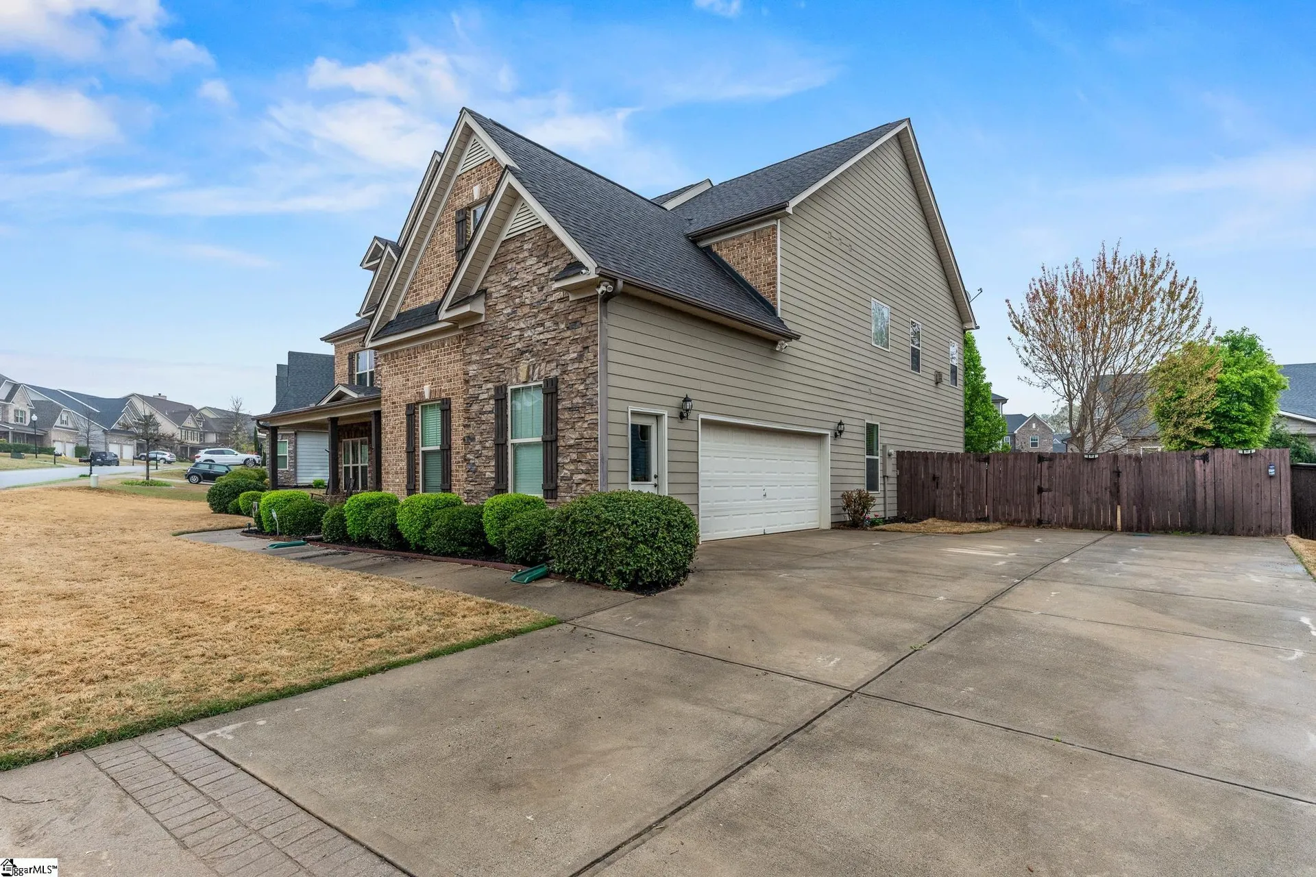 Property image 2 at 111 Fort Drive, Simpsonville, SC 29681