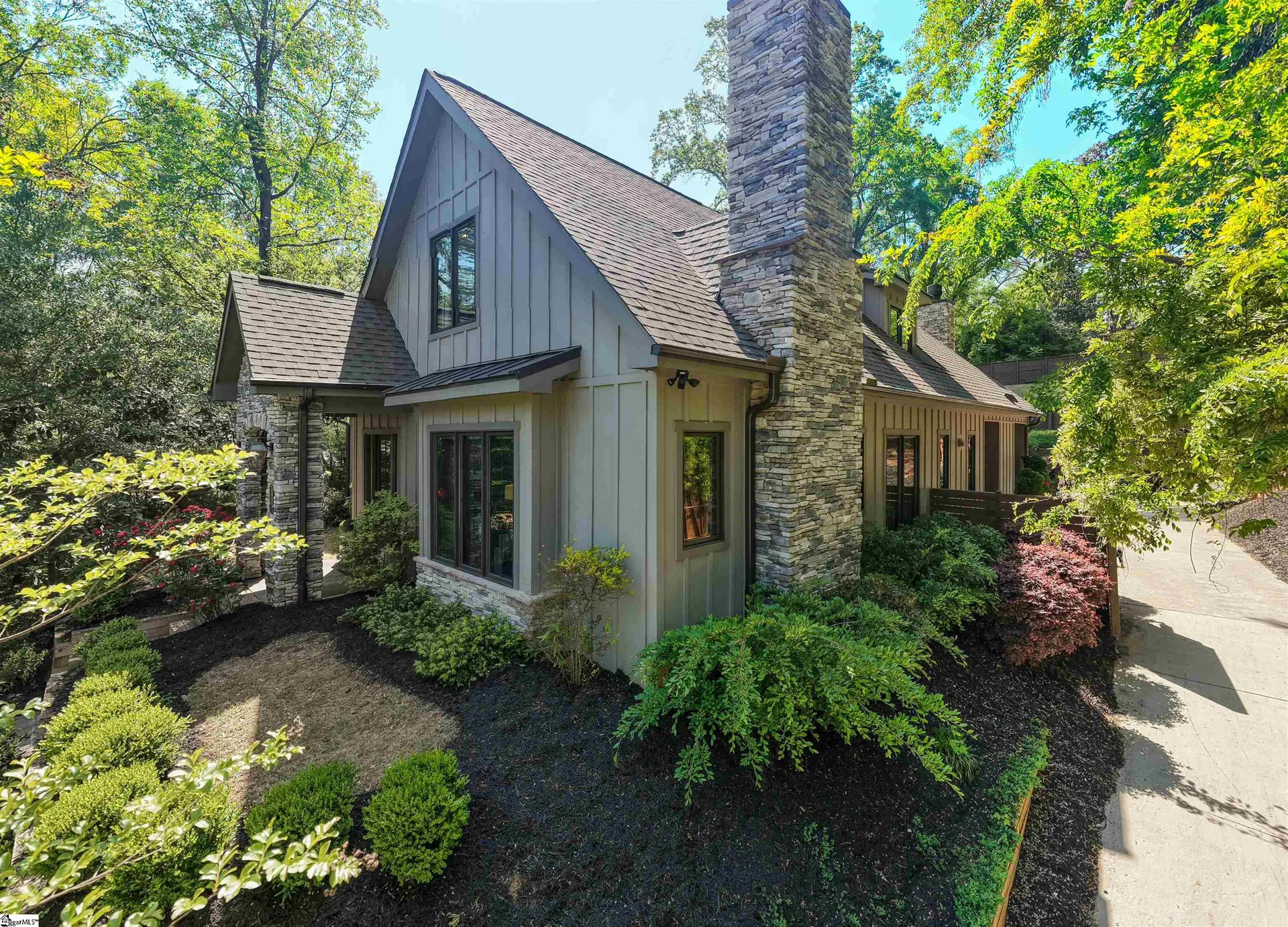 Property image 2 at 715 Bennett Street, Greenville, SC 29609