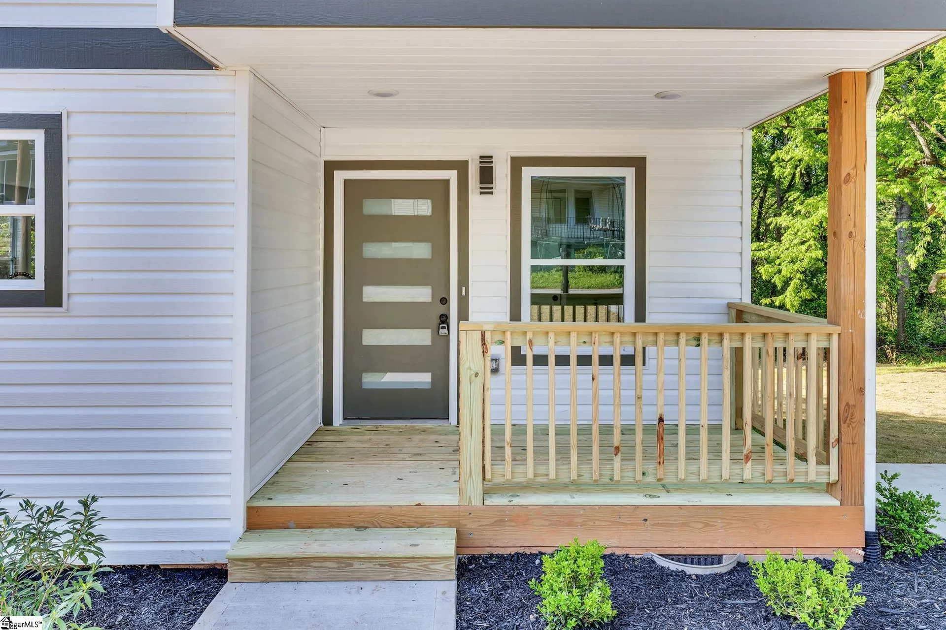 Property image 4 at 28 11th Street, Greenville, SC 29611