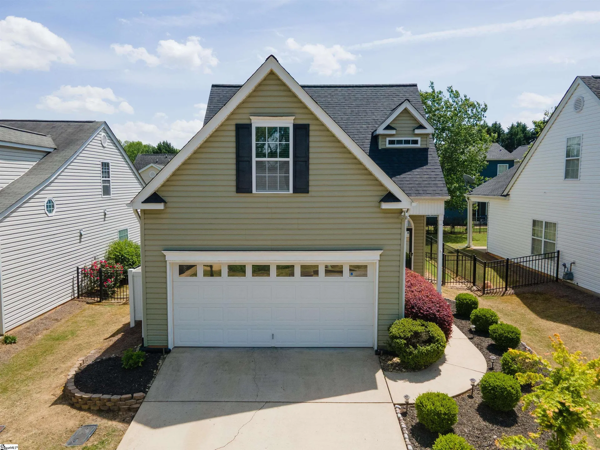 Property image 3 at 130 Ledgewood Way, Easley, SC 29642