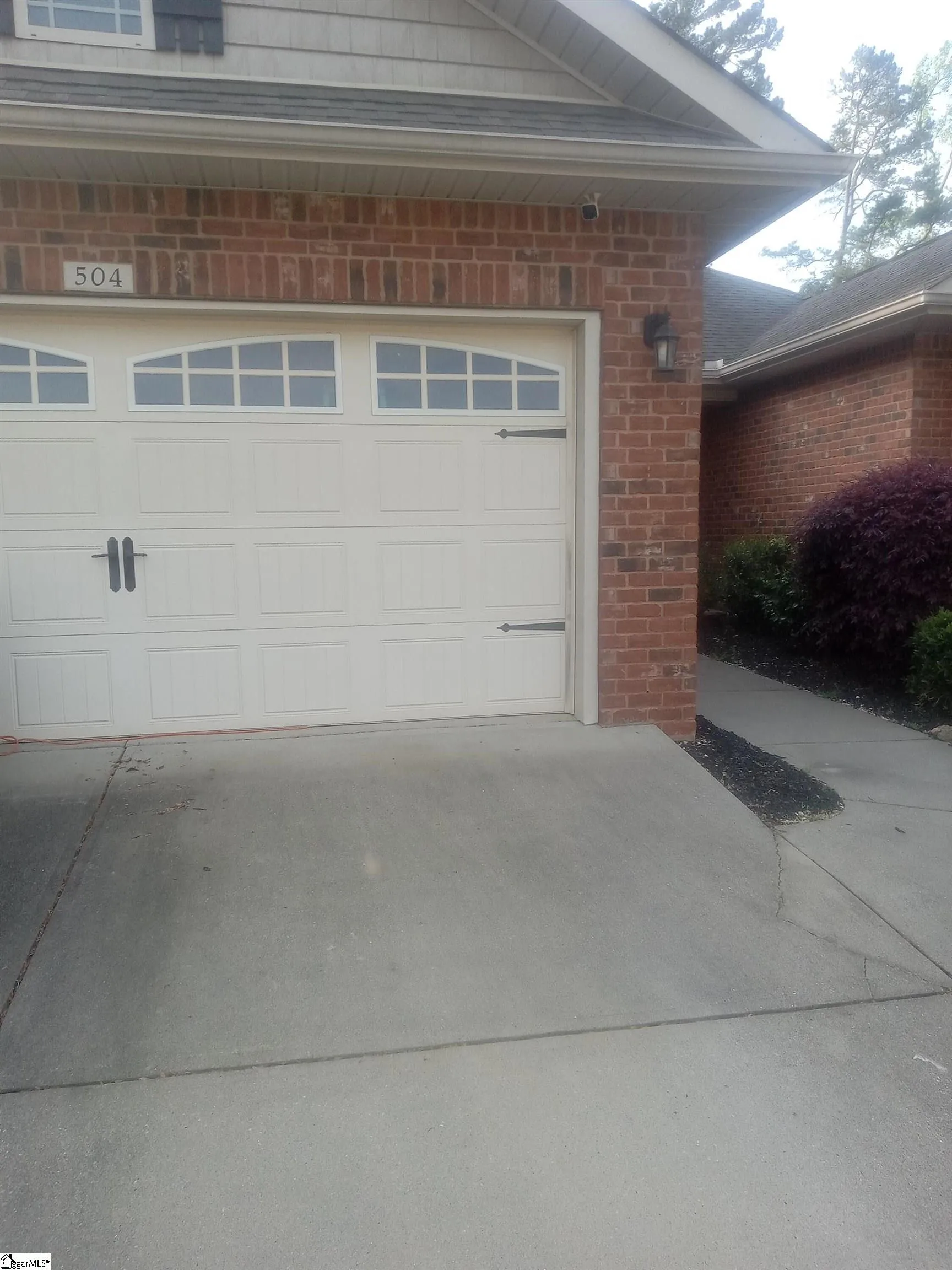 504 Airdale Lane