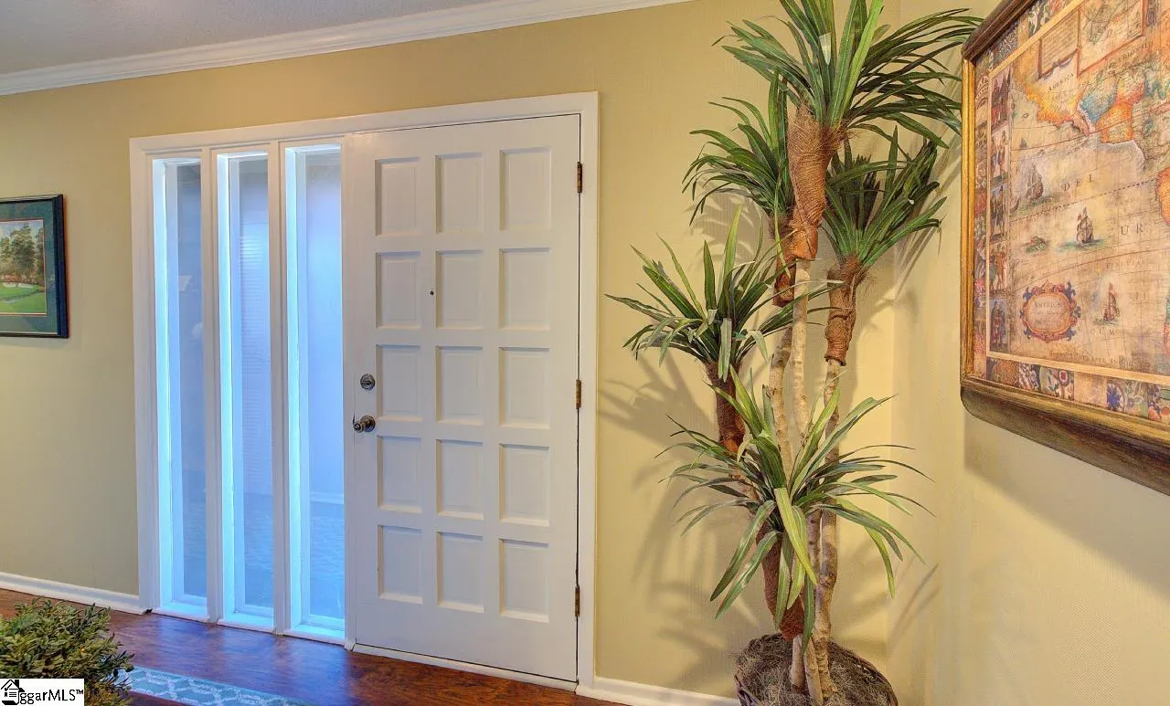 Property image 3 at 32 Creekside Way, Greenville, SC 29609