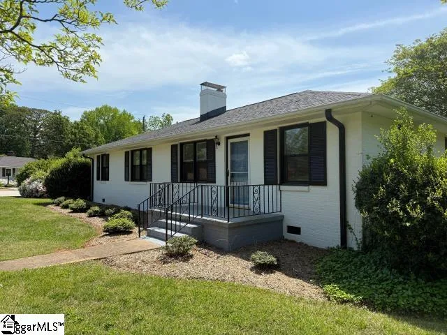 Property image 2 at 28 Alpine Way, Greenville, SC 29609