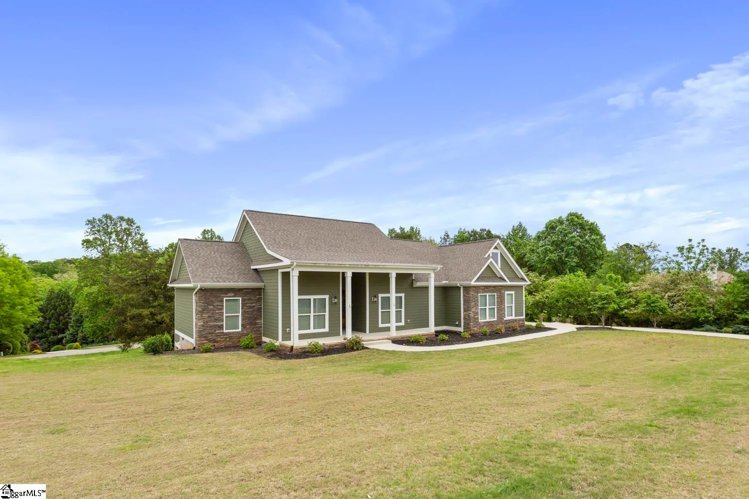 Property image 2 at 601 S Acorn Way, Seneca, SC 29672