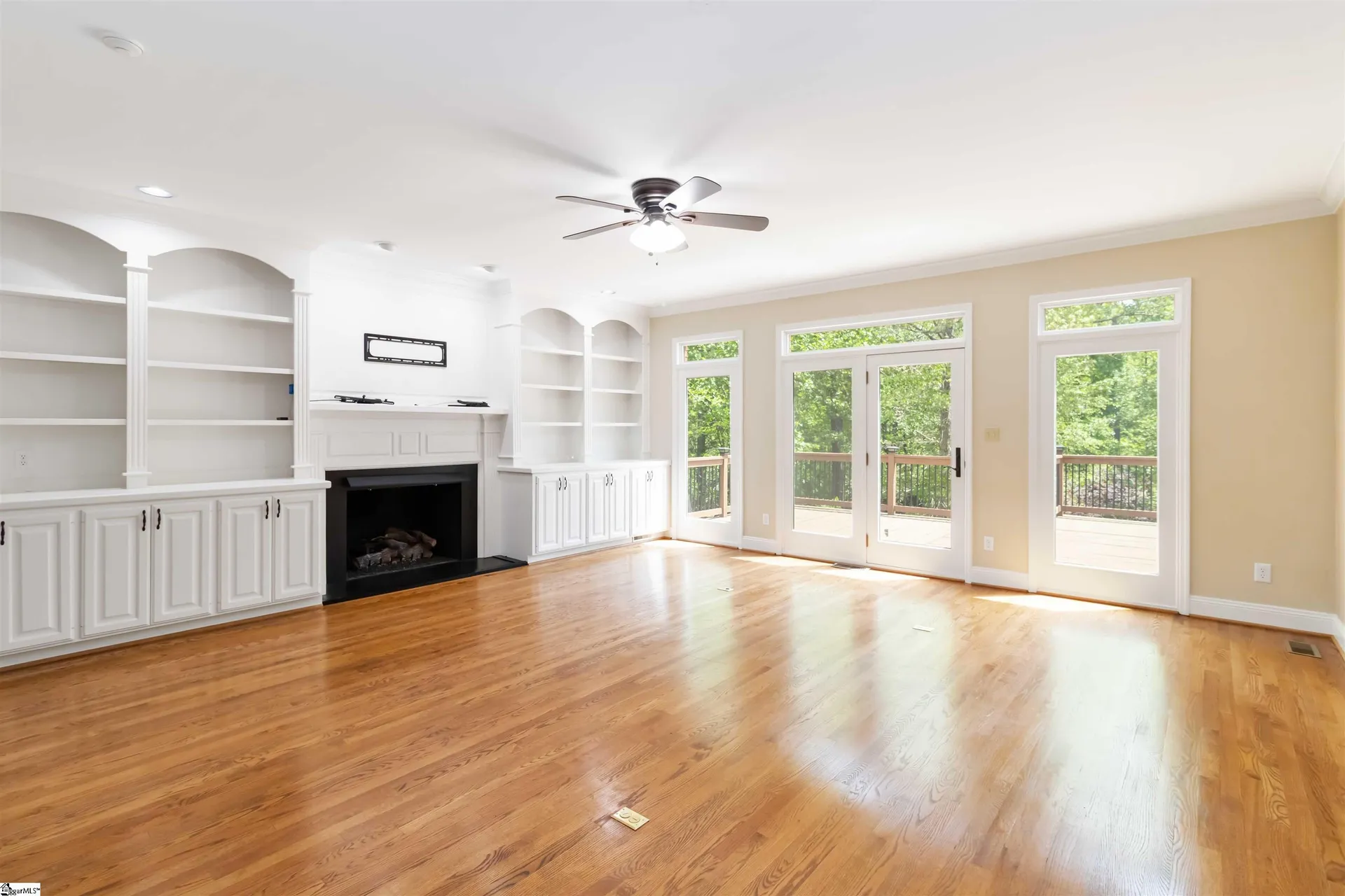 Property image 3 at 318 Ashwick Court, Spartanburg, SC 29301