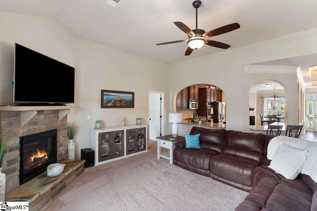 Property image 5 at 15 Sakonnet Court, Simpsonville, SC 29680