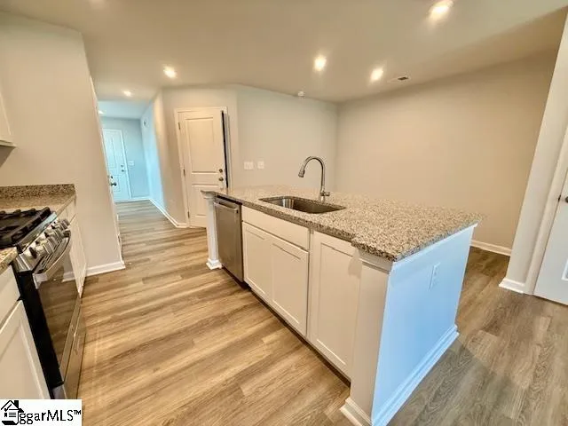Property image 3 at 1226 Forestbrook Lane, Spartanburg, SC 29303