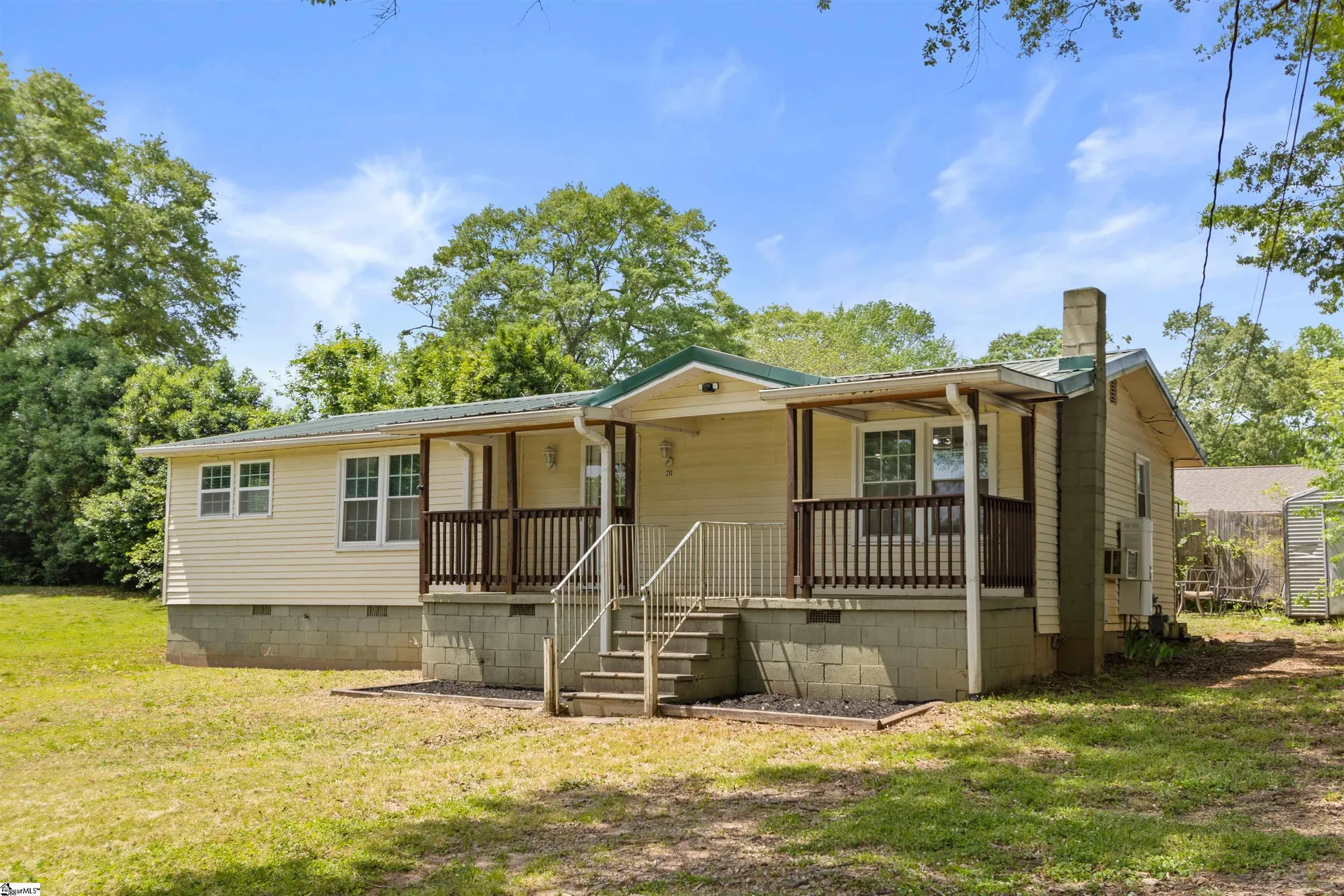 Property image 3 at 211 Spruce Street, Greenville, SC 29611