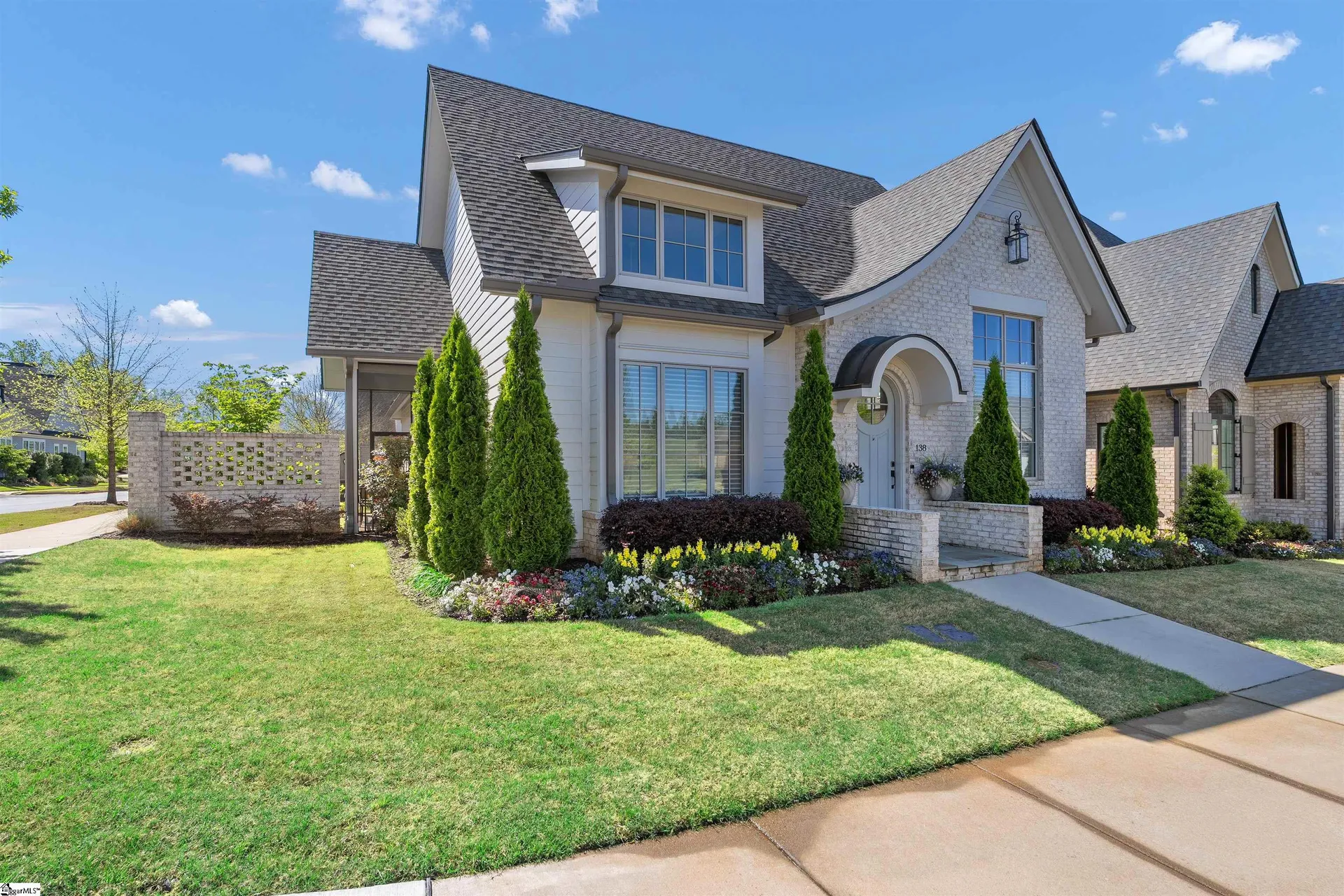Bella Grove at Hollingsworth Park, Greenville Community