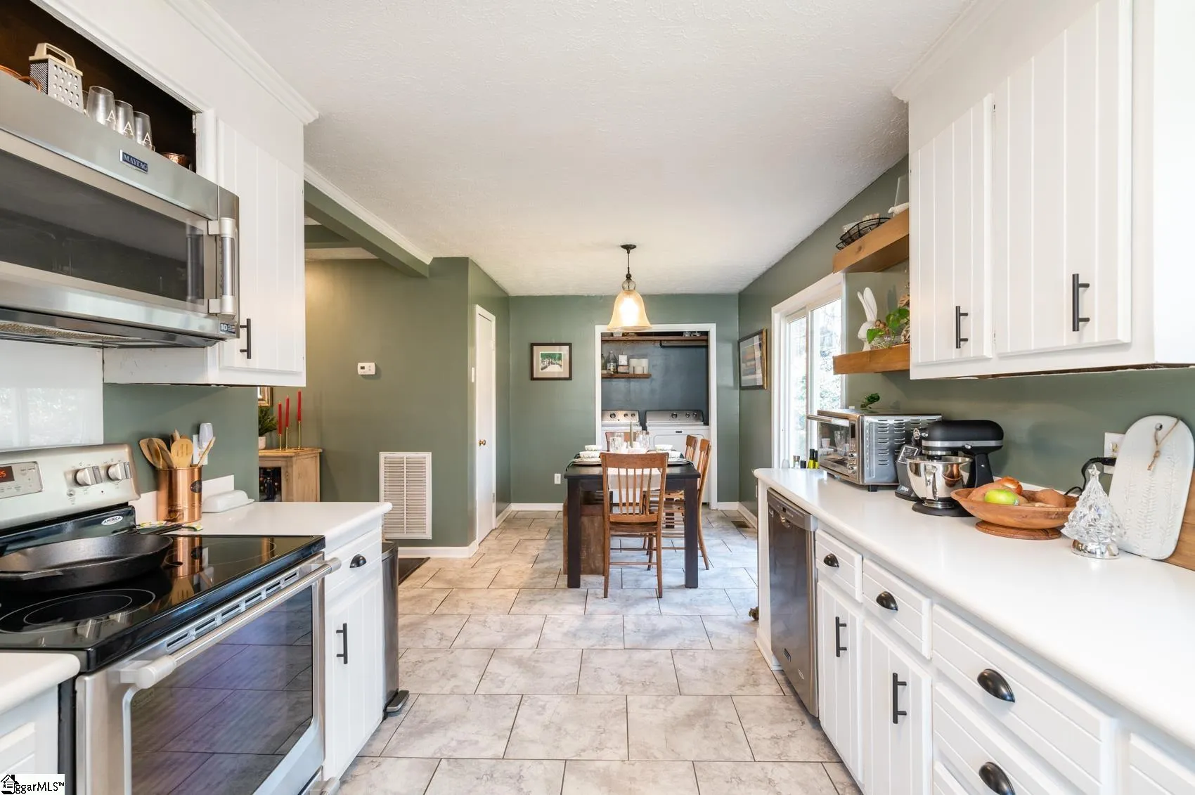 Property image 4 at 203 West Drive, Travelers Rest, SC 29690