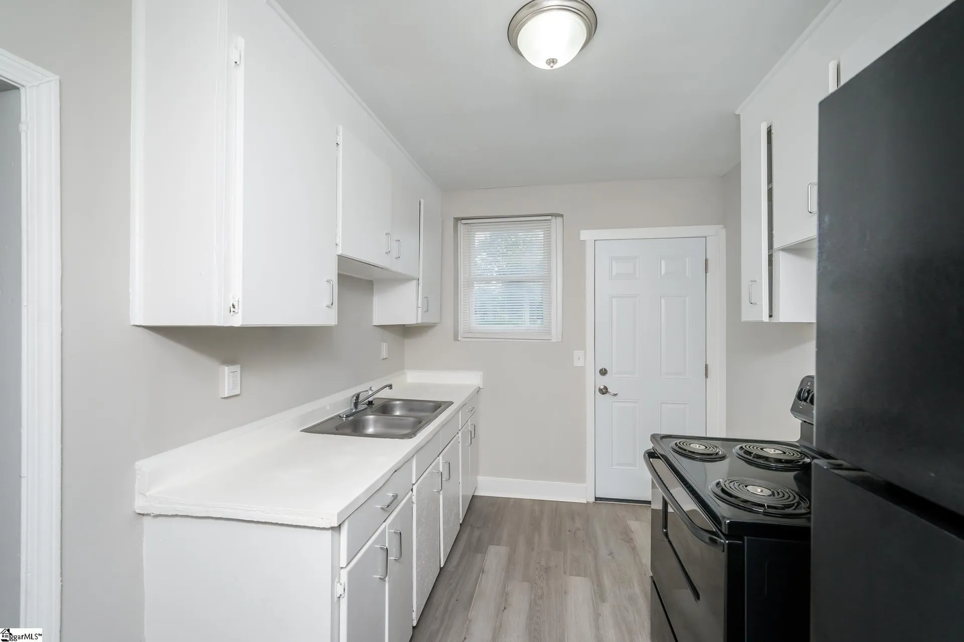 Property image 3 at 13 Brookforest Drive, Greenville, SC 29605