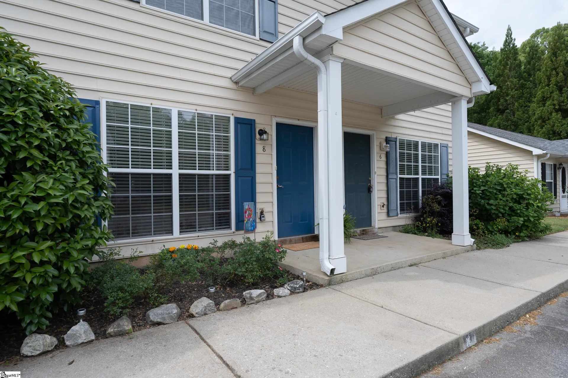 Ridgeway Townes, Travelers Rest Community