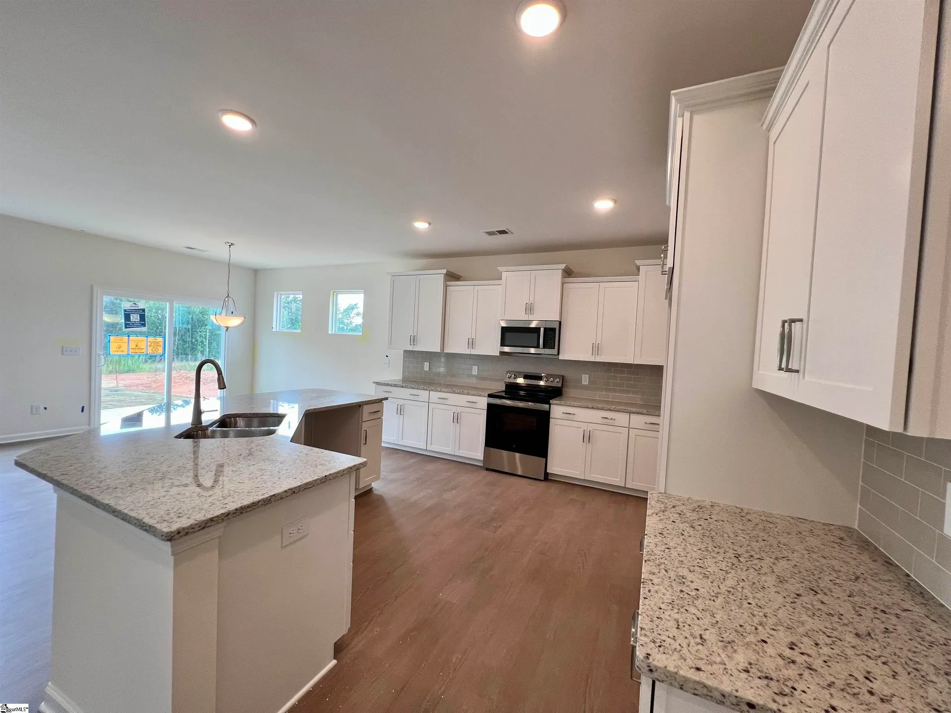 Property image 4 at 318 Metz Drive, Greenville, SC 29611