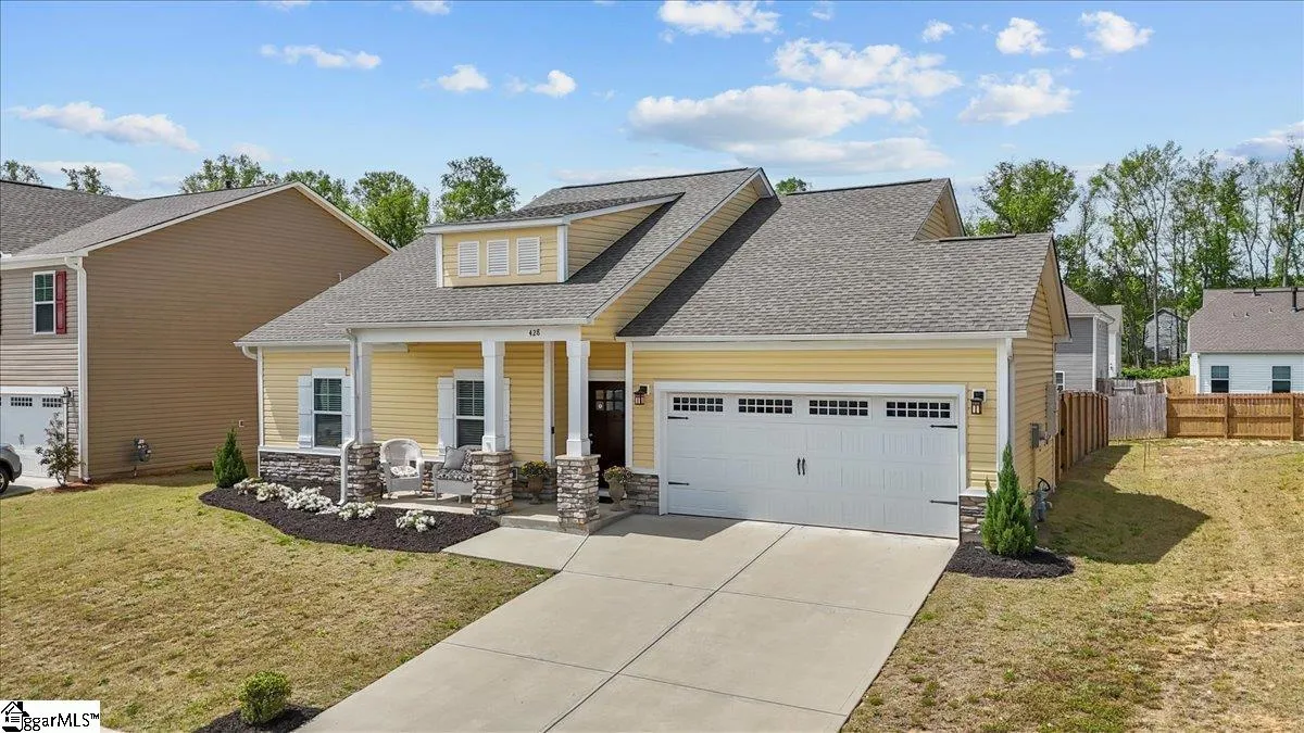 Property image 2 at 428 Icebow Road, Fountain Inn, SC 29644