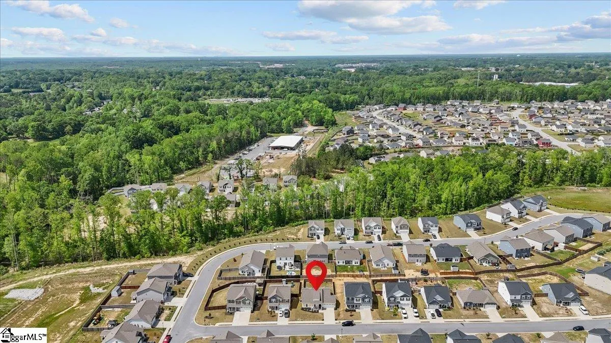 Property image 4 at 428 Icebow Road, Fountain Inn, SC 29644