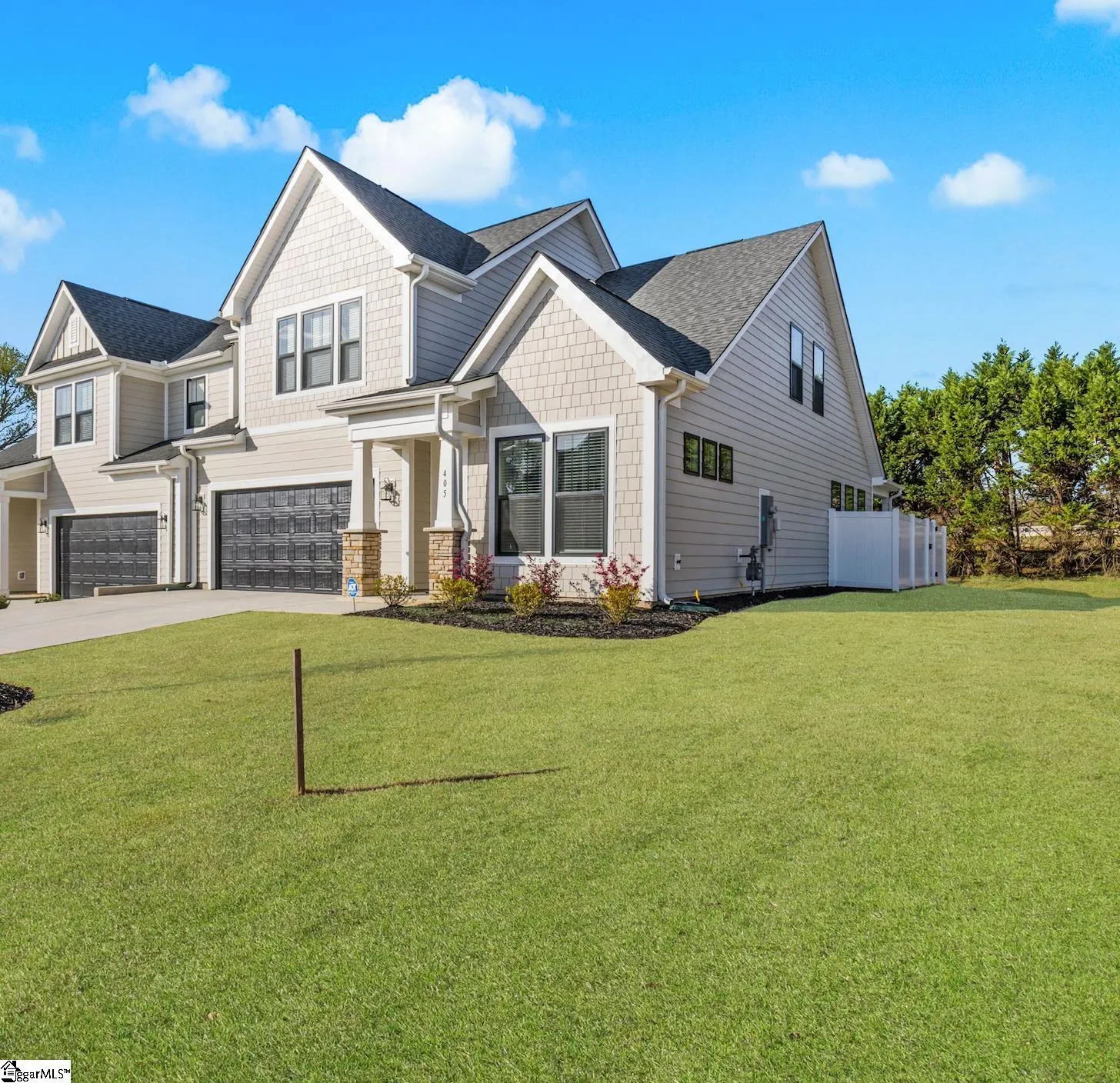 405 Water Garden Place