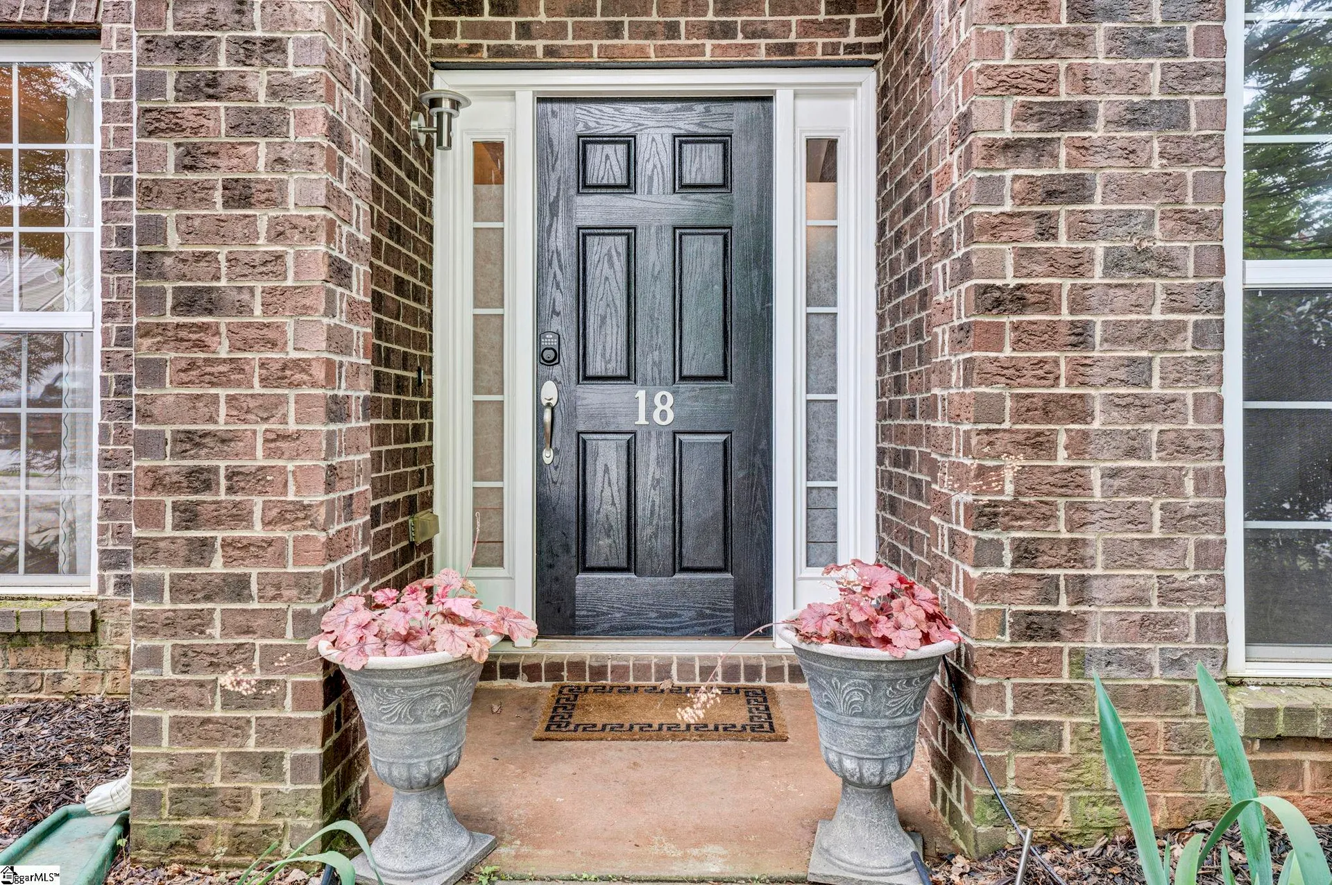 Property image 2 at 18 Buckhannon Road, Greenville, SC 29607