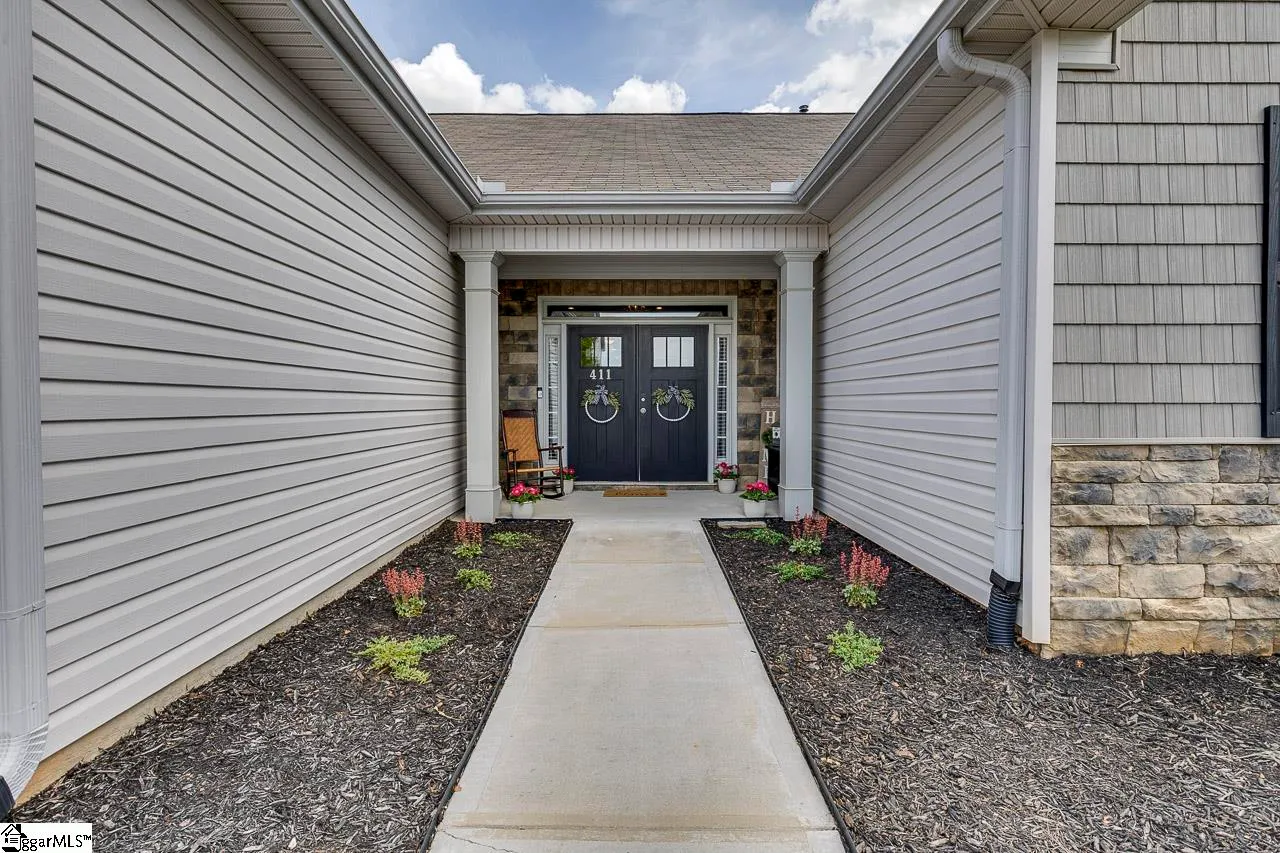 Property image 4 at 411 Bucklebury Road, Greer, SC 29651
