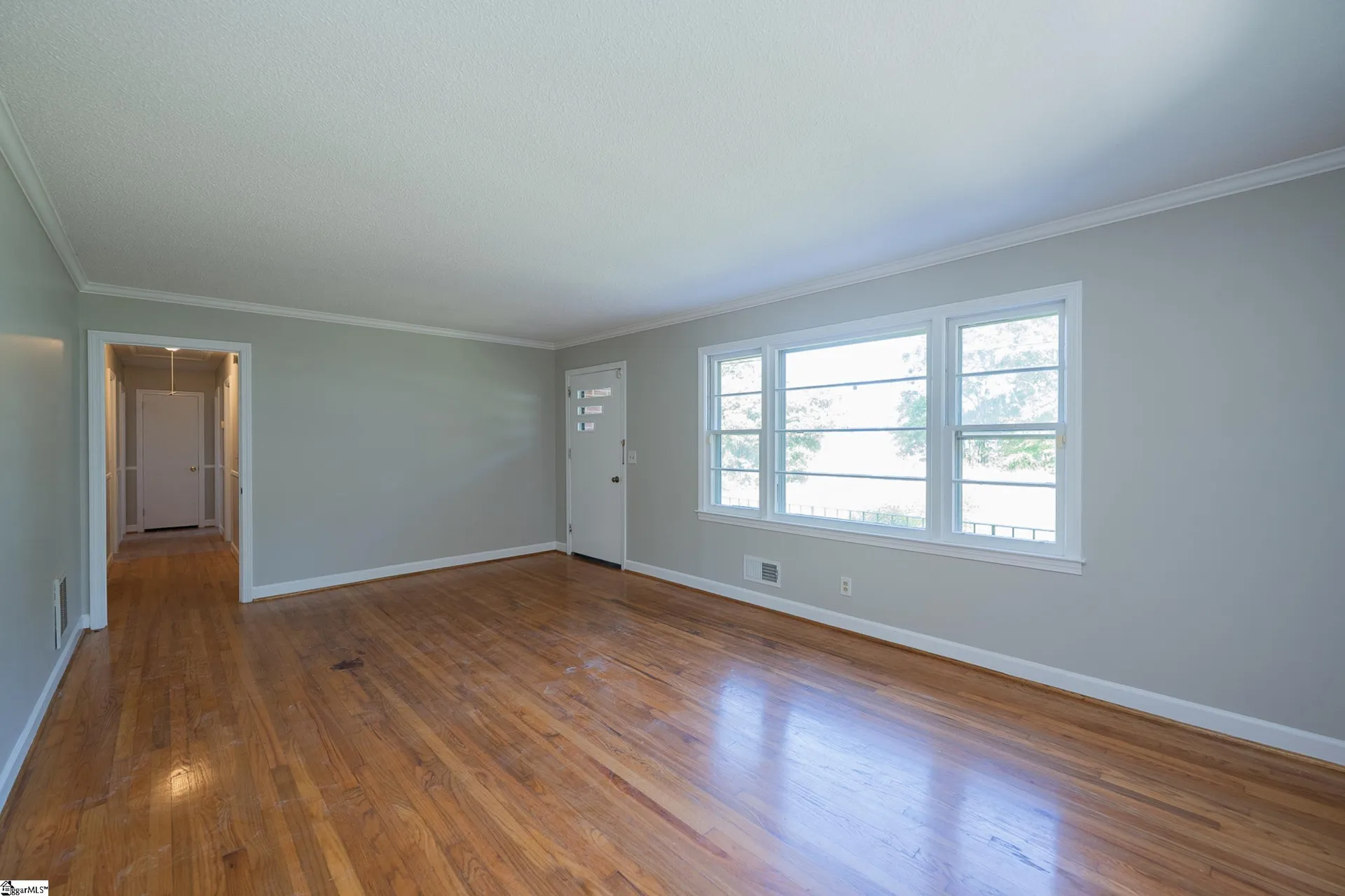 Property image 4 at 8 Claxton Drive, Greenville, SC 29617