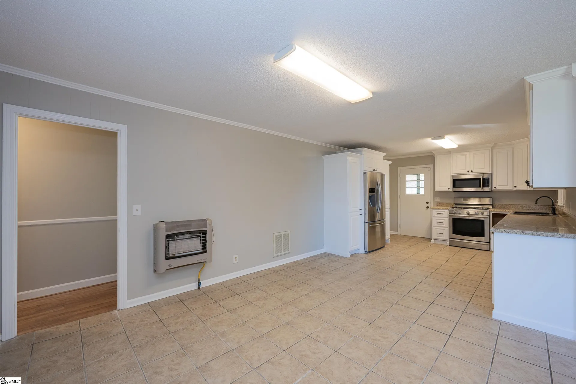 Property image 5 at 8 Claxton Drive, Greenville, SC 29617