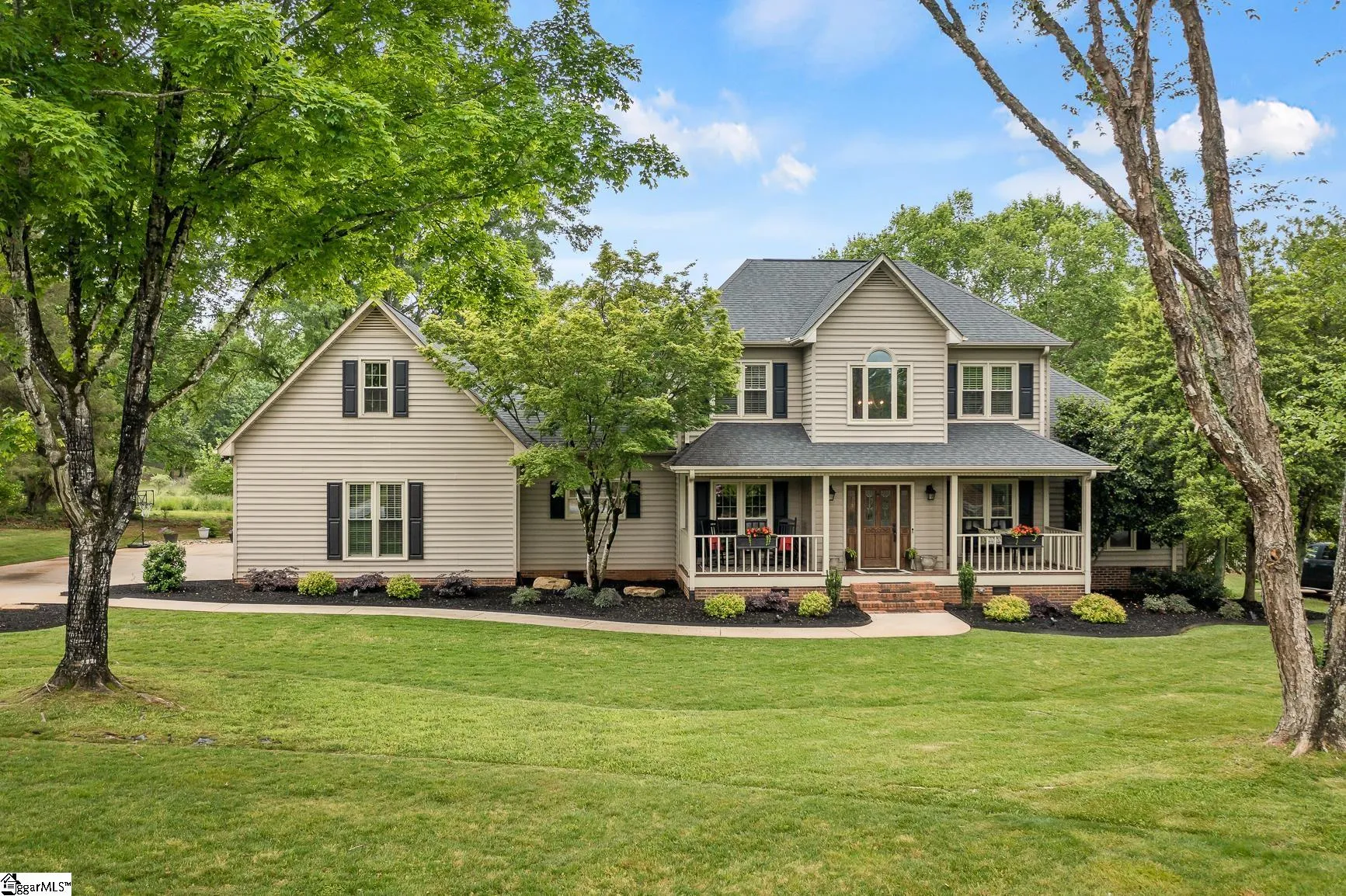 215 Holborne Drive