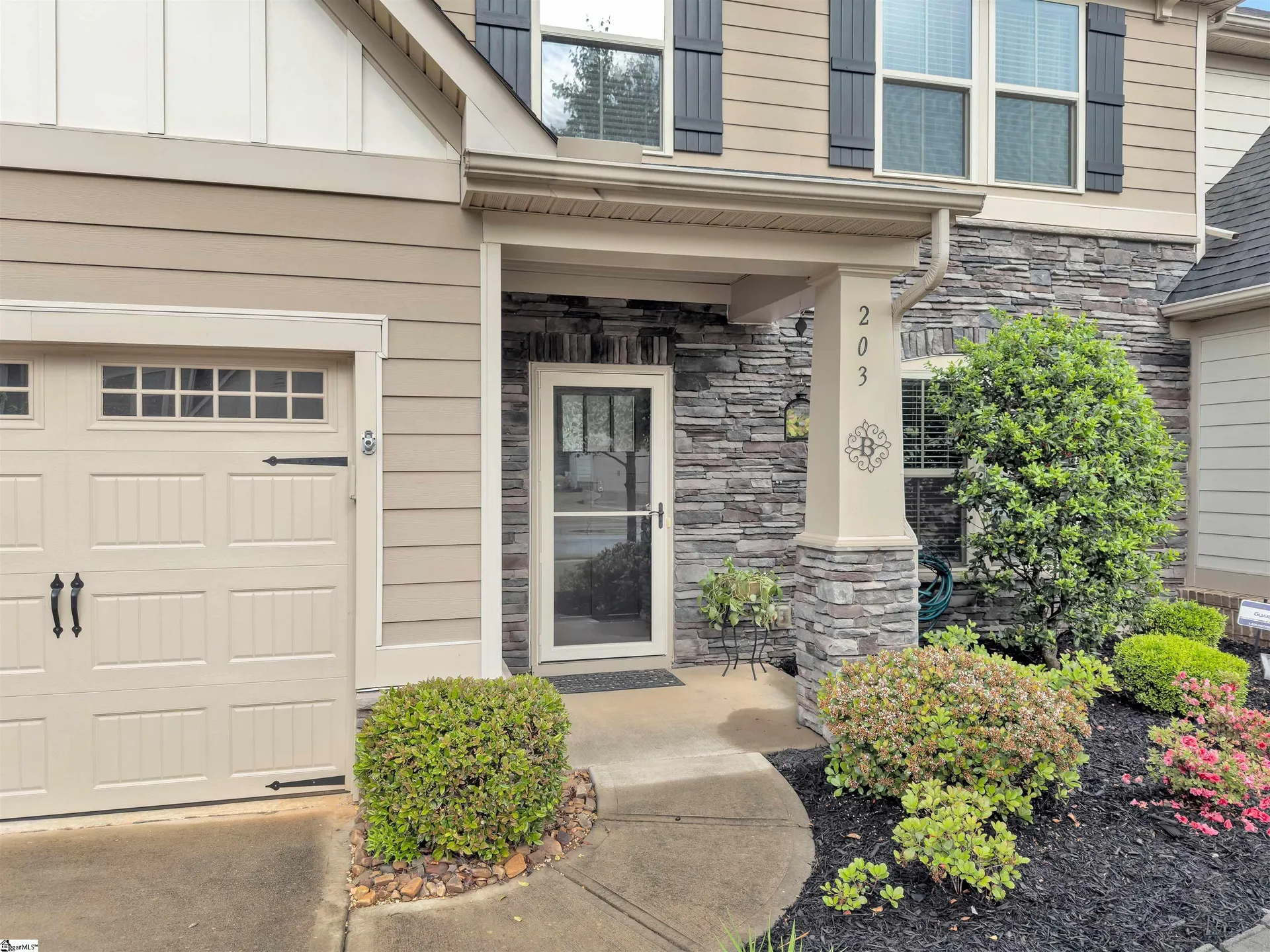 Property image 2 at 203 Ragin Court, Simpsonville, SC 29681
