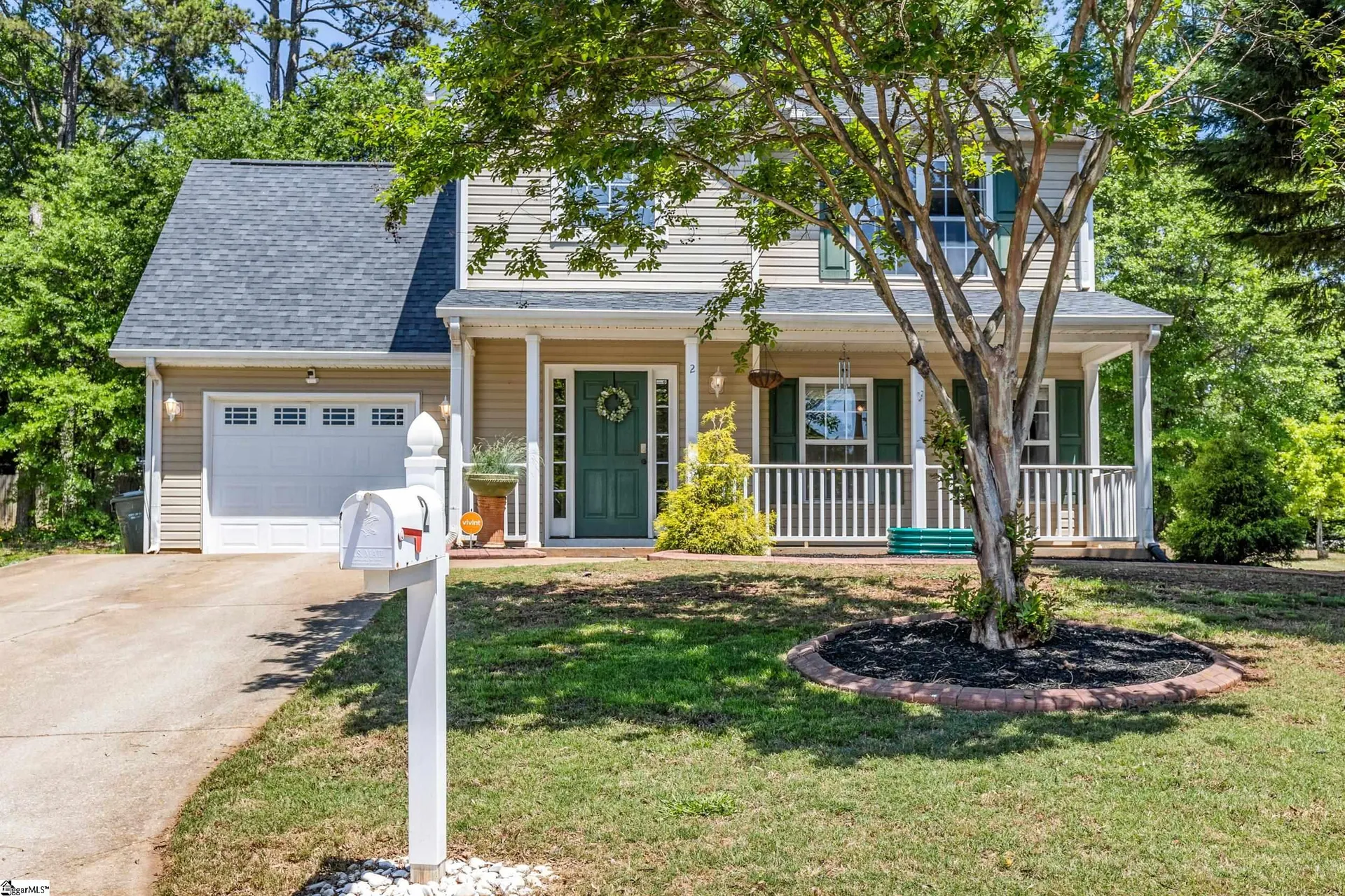 Country Club Crossing, Greer Community