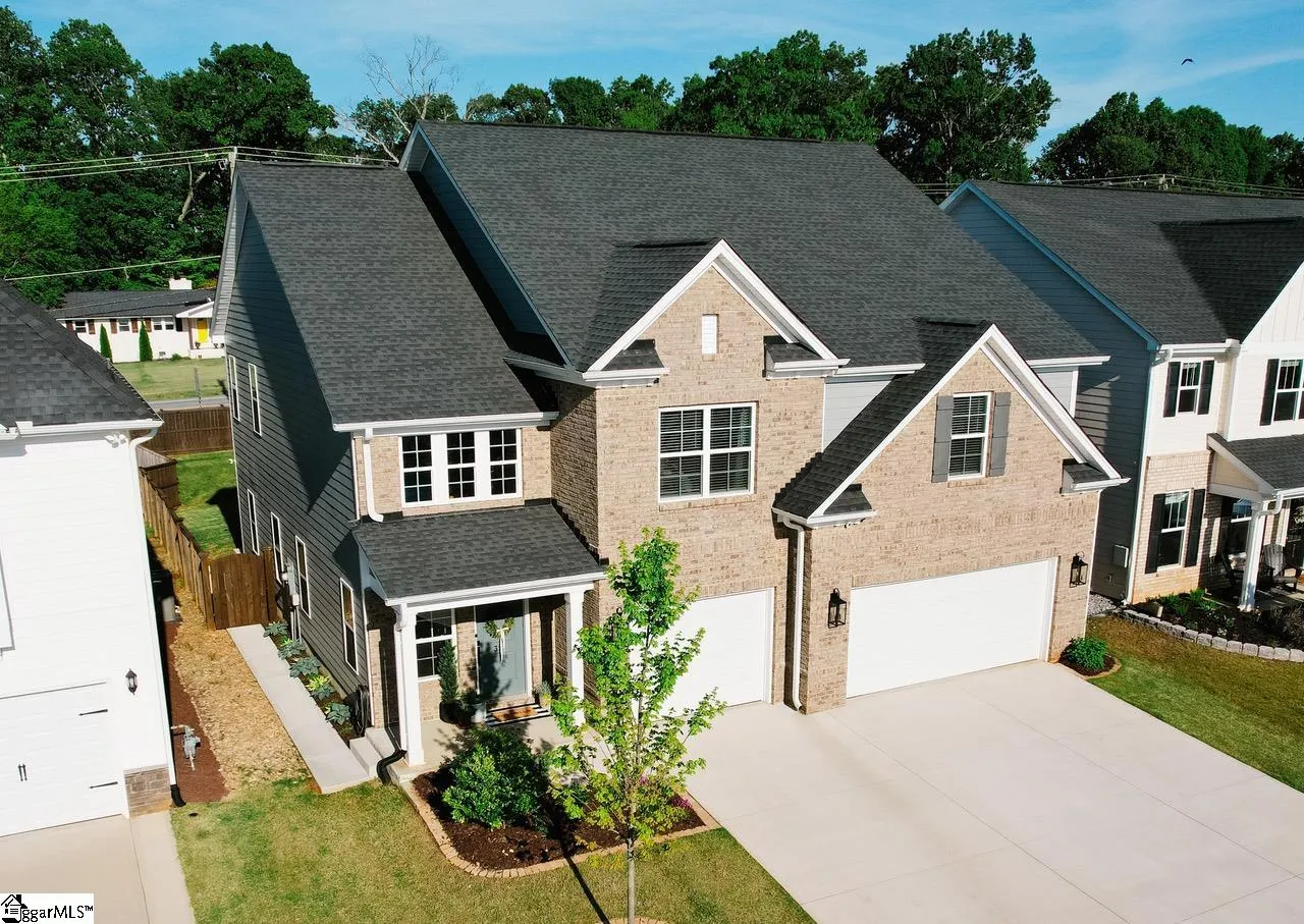 Property image 3 at 313 Yarrow Way, Greenville, SC 29607