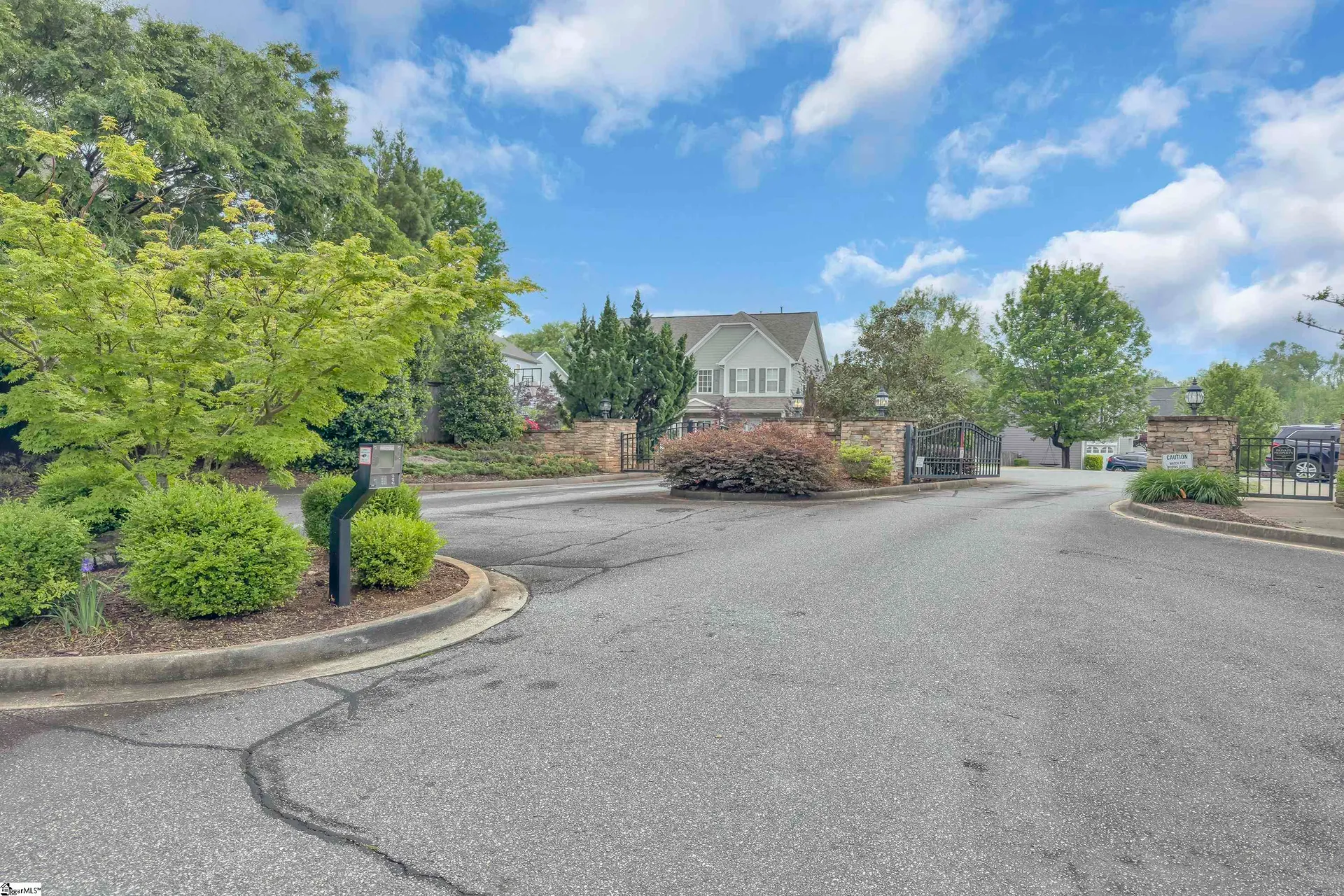 Property image 2 at 9 Edgeview Trail, Greenville, SC 29609